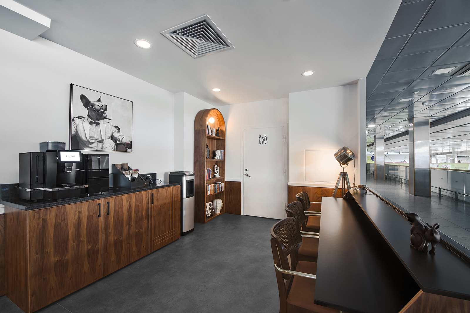 Kepler Club (Landside) - interior view 2