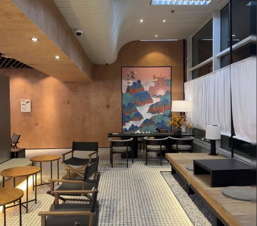 Sea Cloud Business Lounge - interior view 3