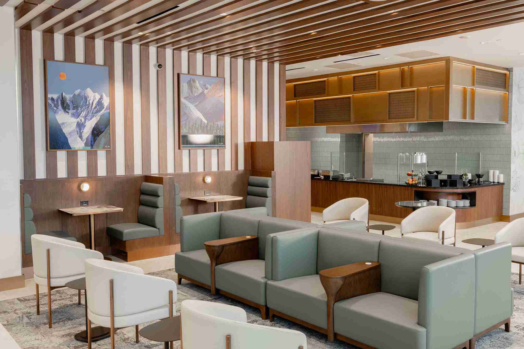 Plaza Premium International Lounge