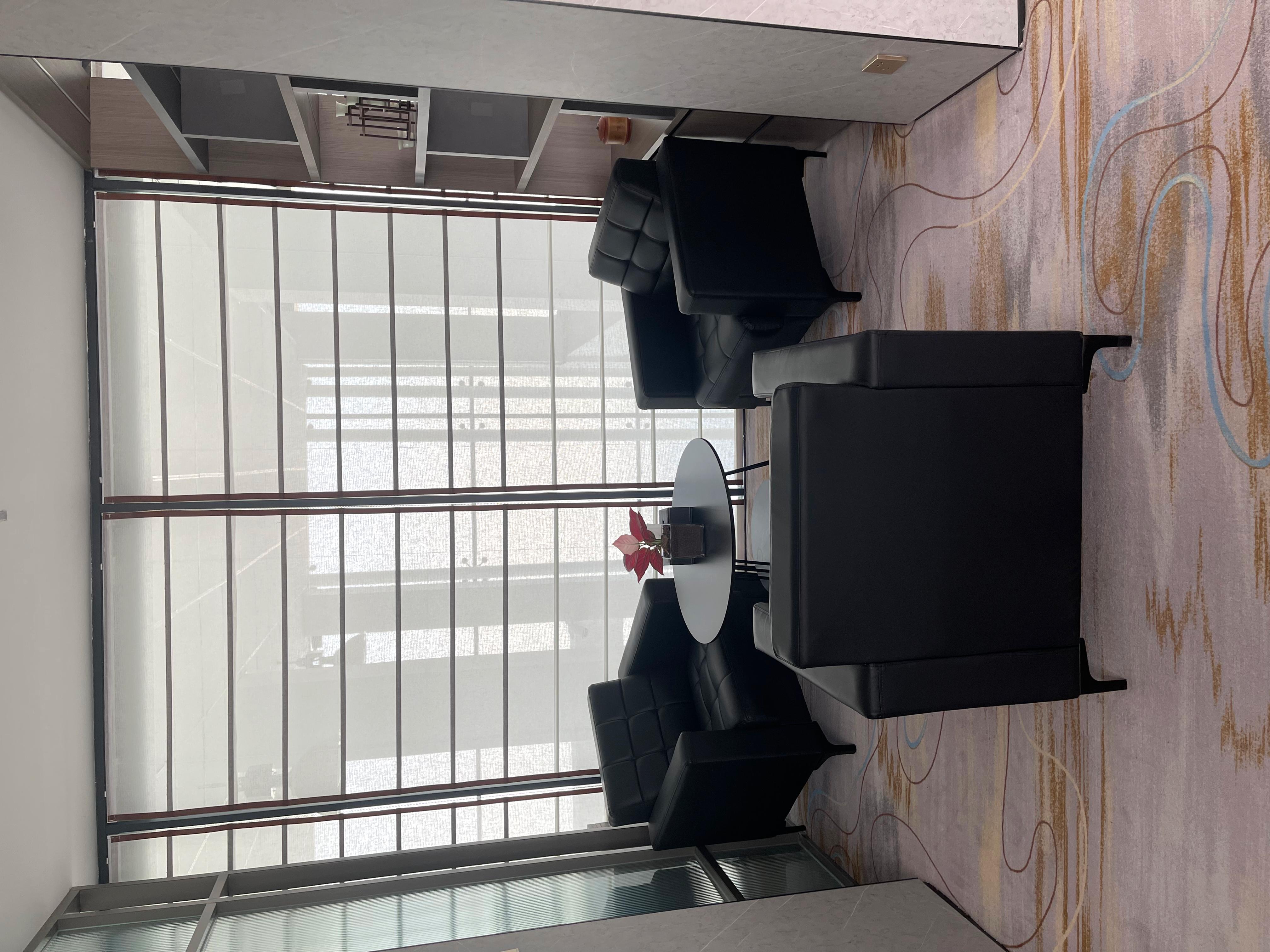 First Class Lounge
