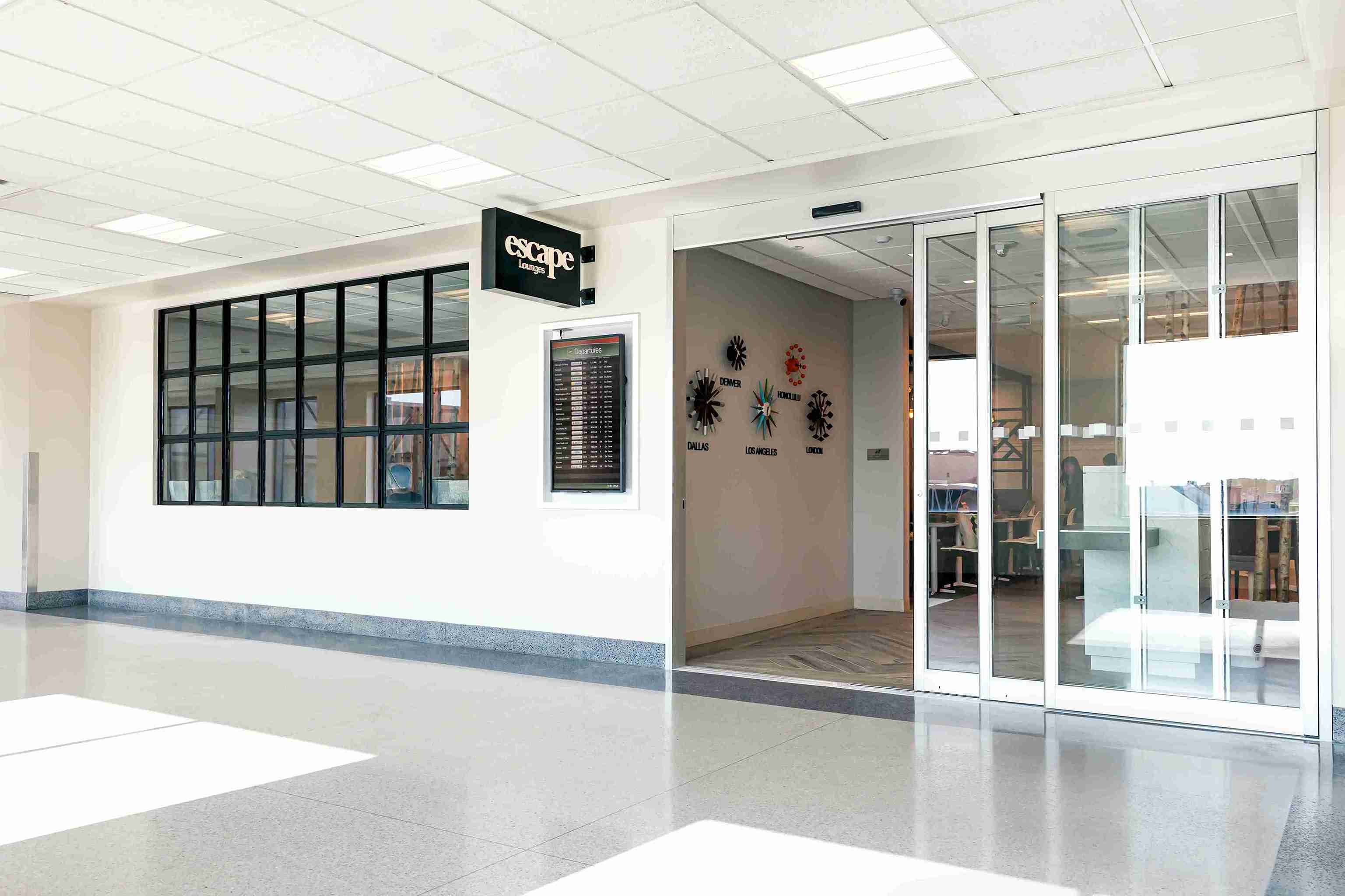 Escape Lounge at Hancock International Airport (SYR)