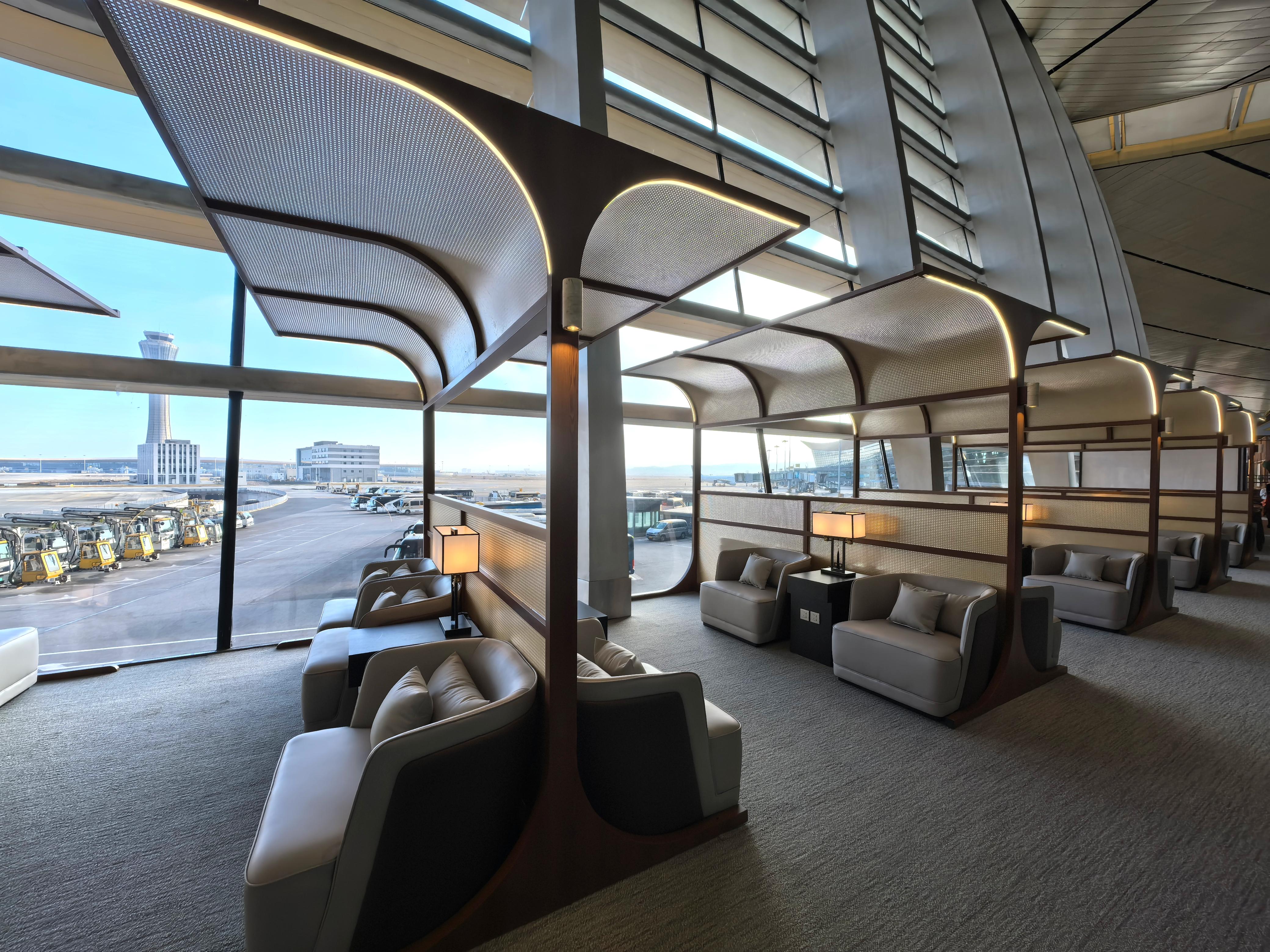 First Class Lounge V6