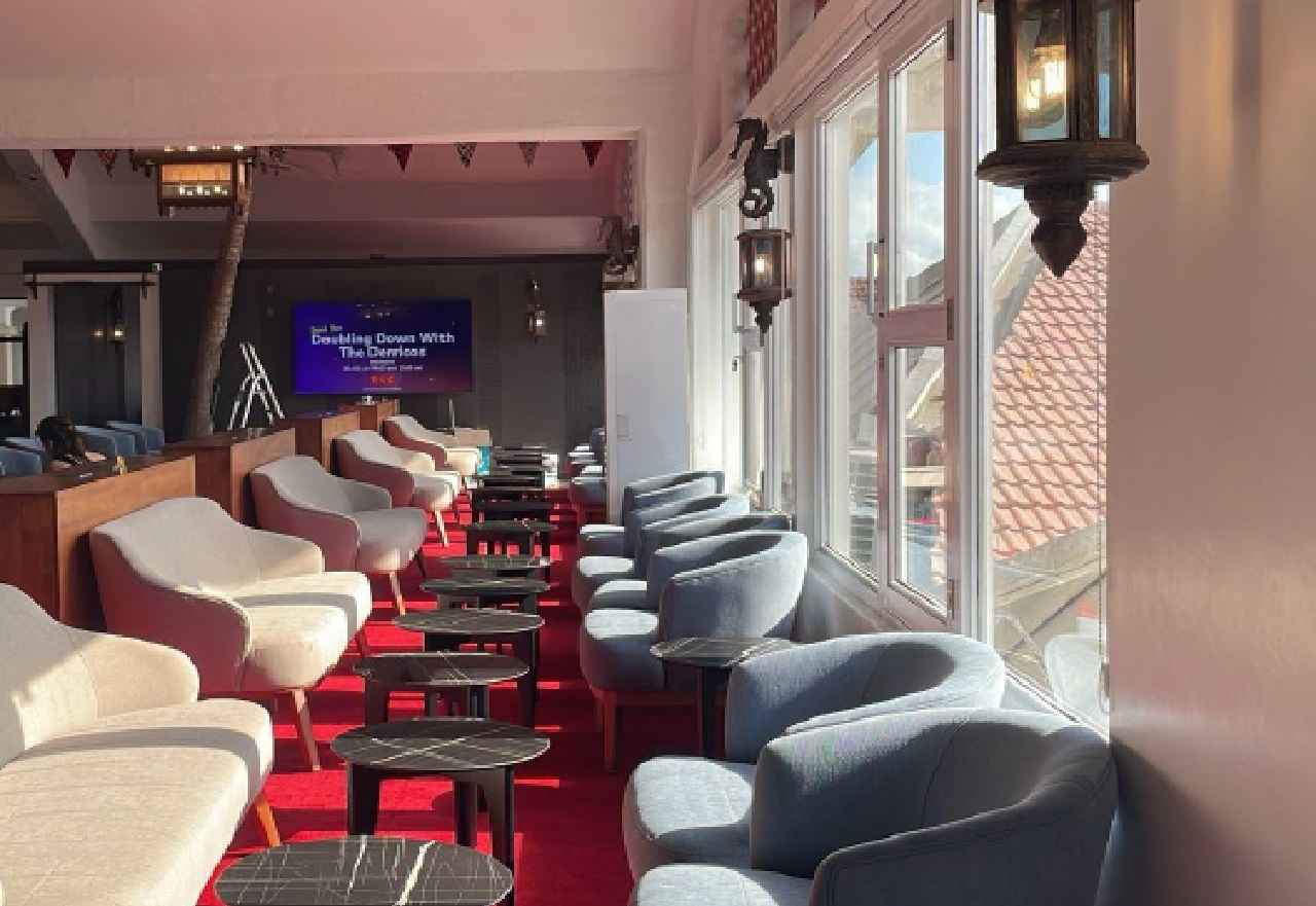 Bosphorus Lounge - interior view 2