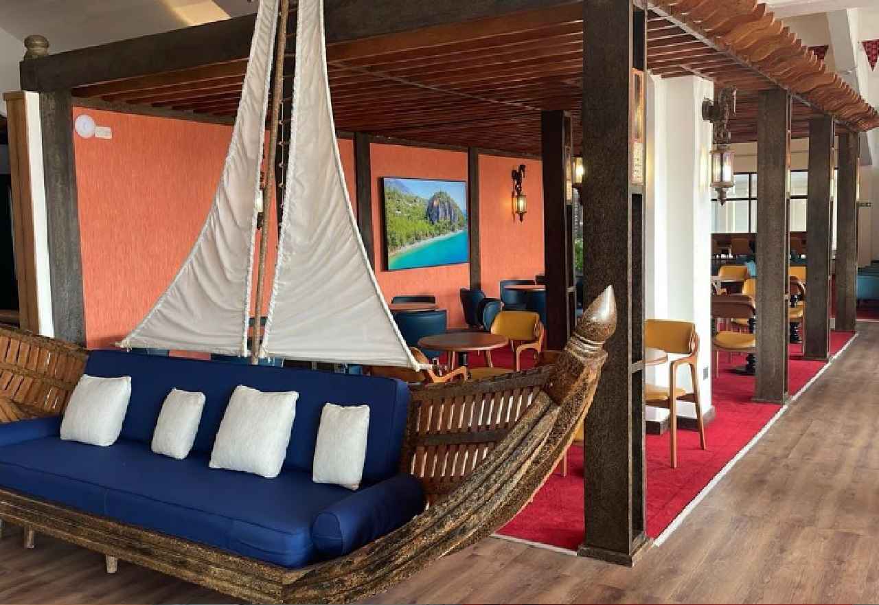 Bosphorus Lounge