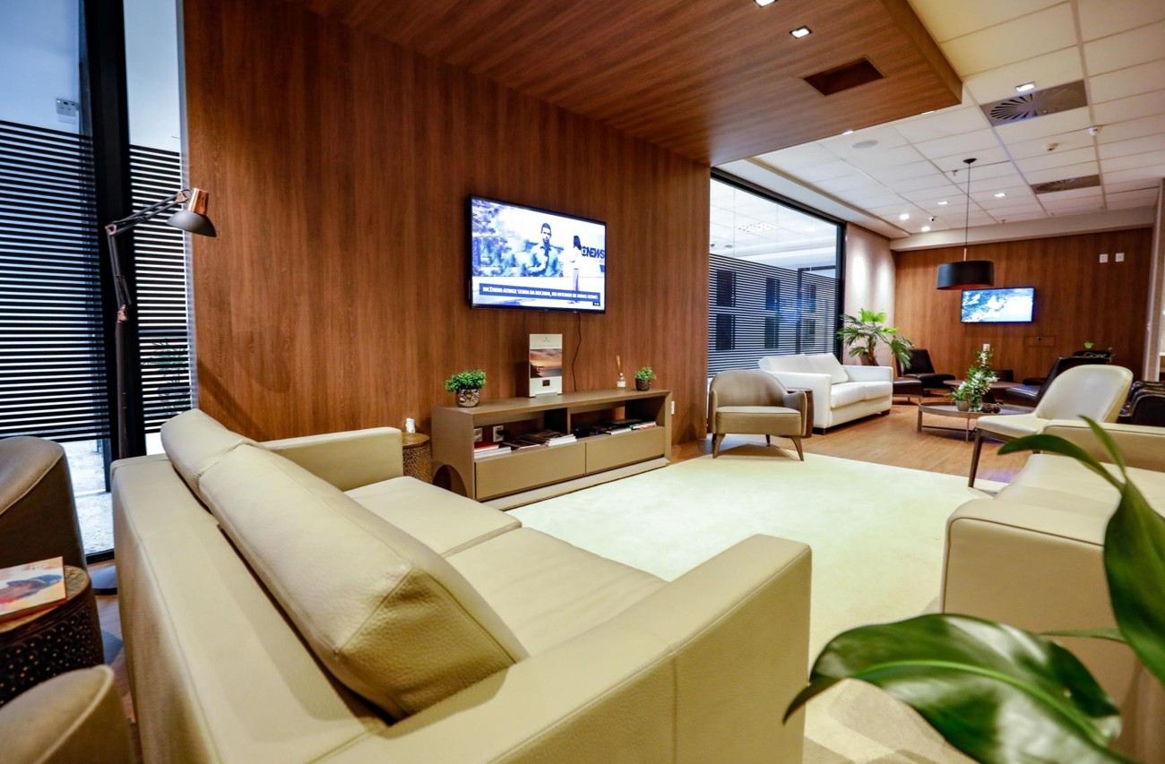 Break Travel Lounge - interior view 3