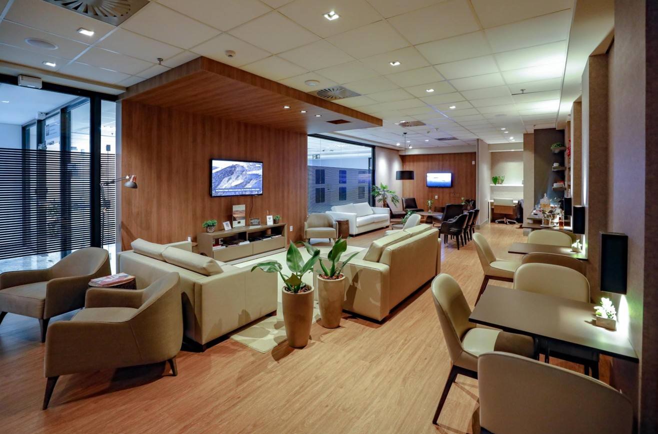 Break Travel Lounge - interior view 4