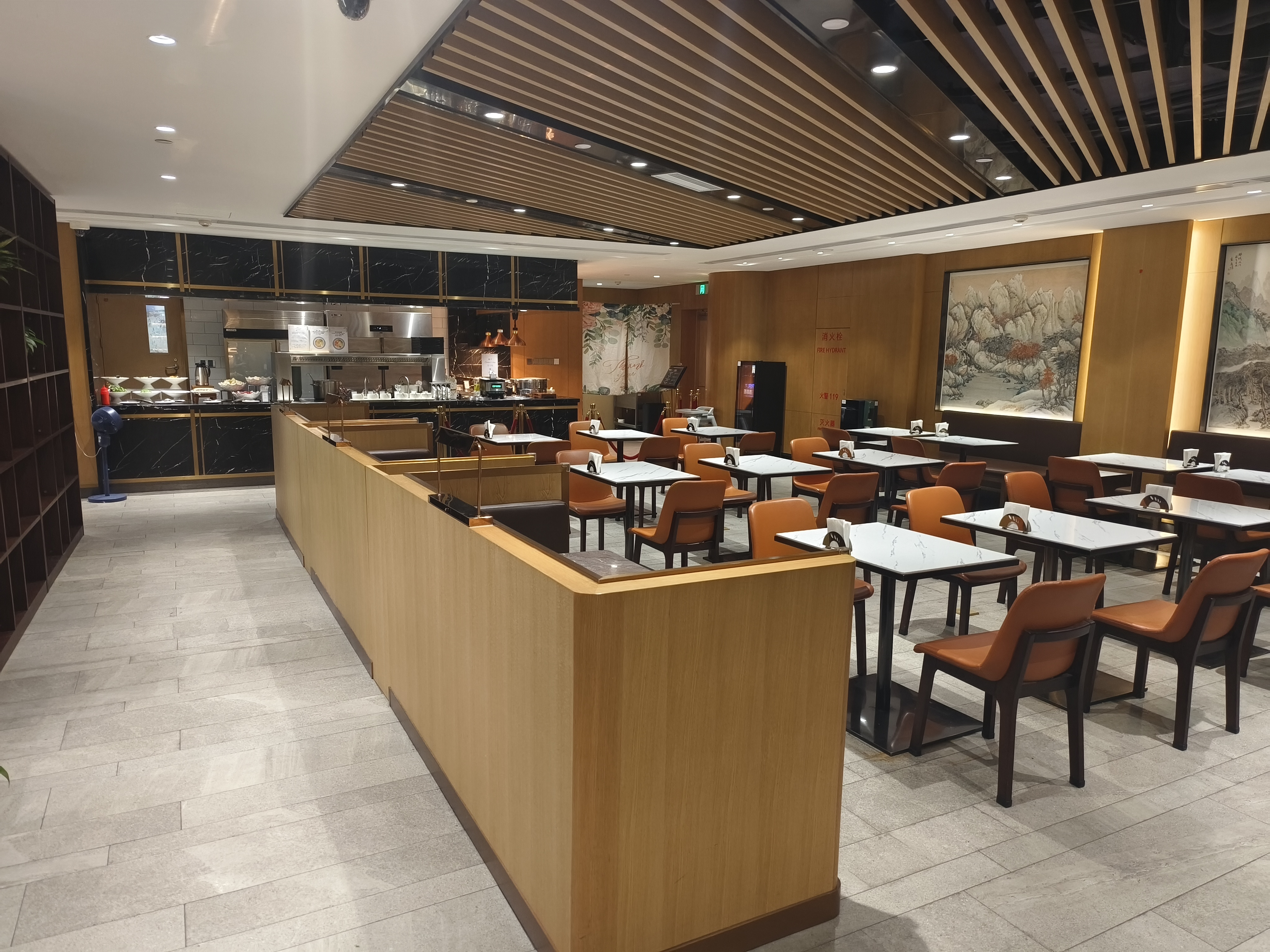 International VIP CLUB2 (T1 International) - interior view 4