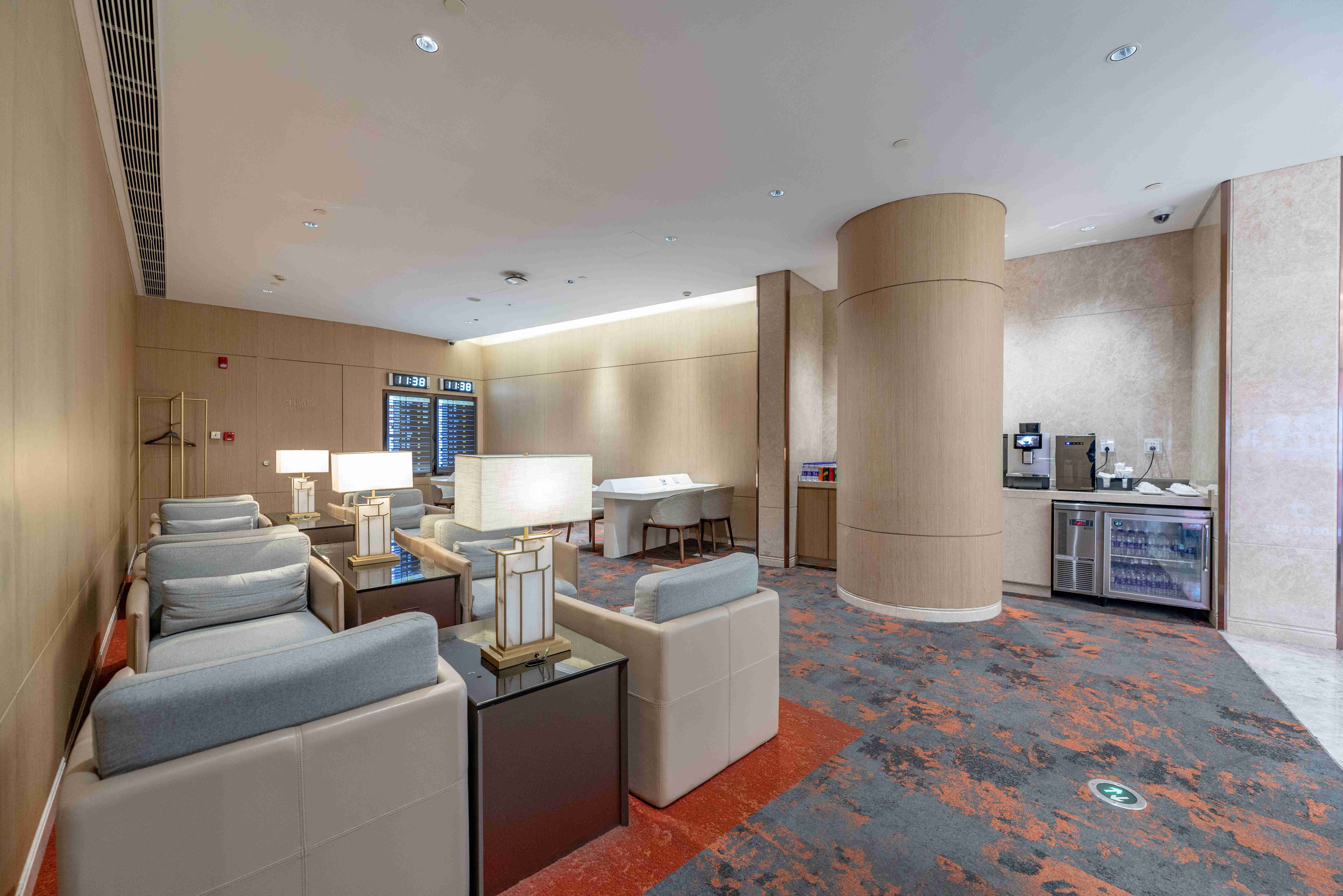 VIP Lounge No.120 (S1 Dom)