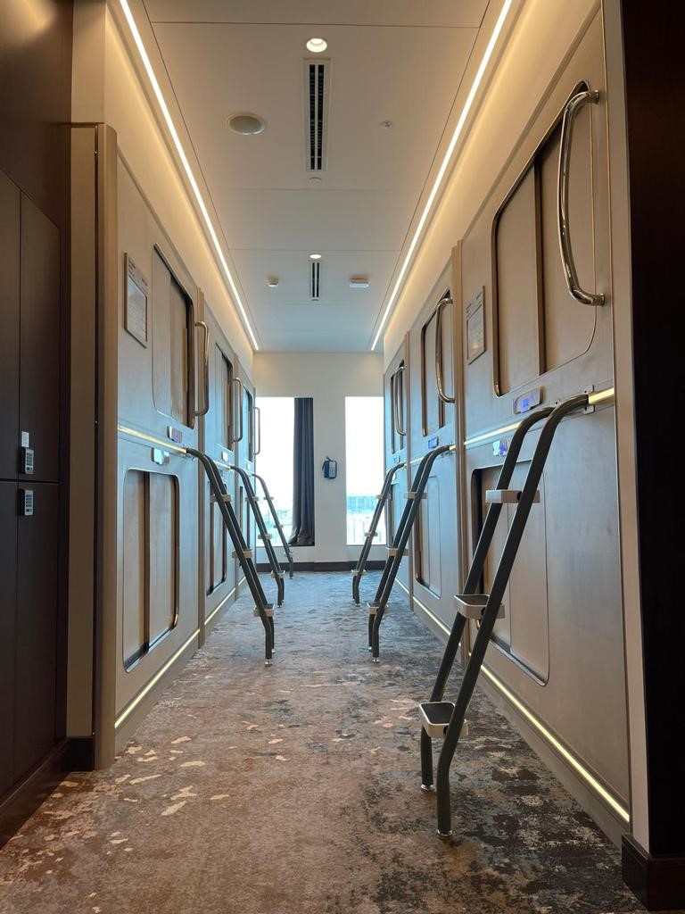 Sleeping Pods - Gulf Spa - interior view 2