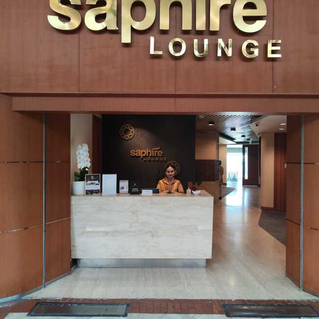 Saphire  Lounge(International)