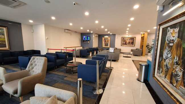 Saphire Lounge - interior view 3