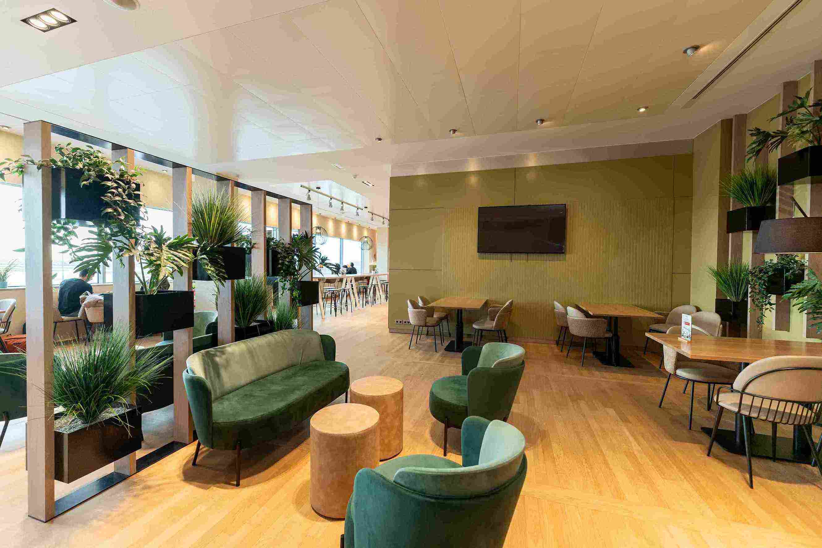 Diamond Lounge