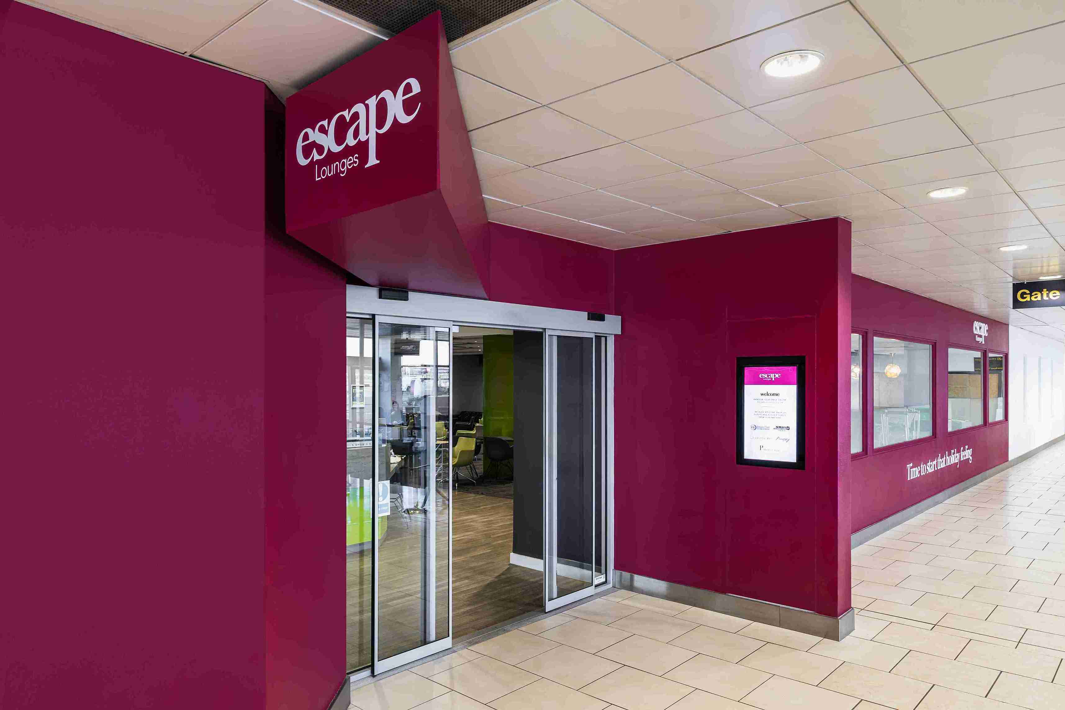 Escape Lounge - interior view 2