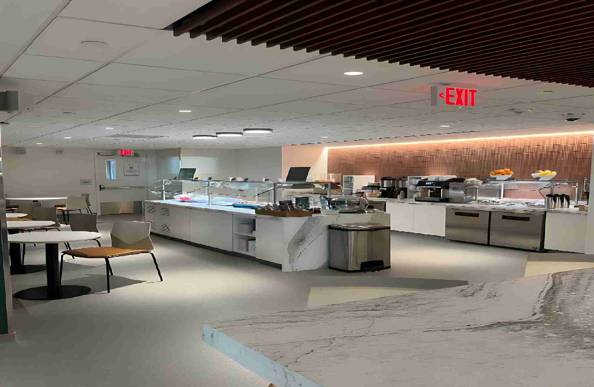 Escape Lounge - interior view 2