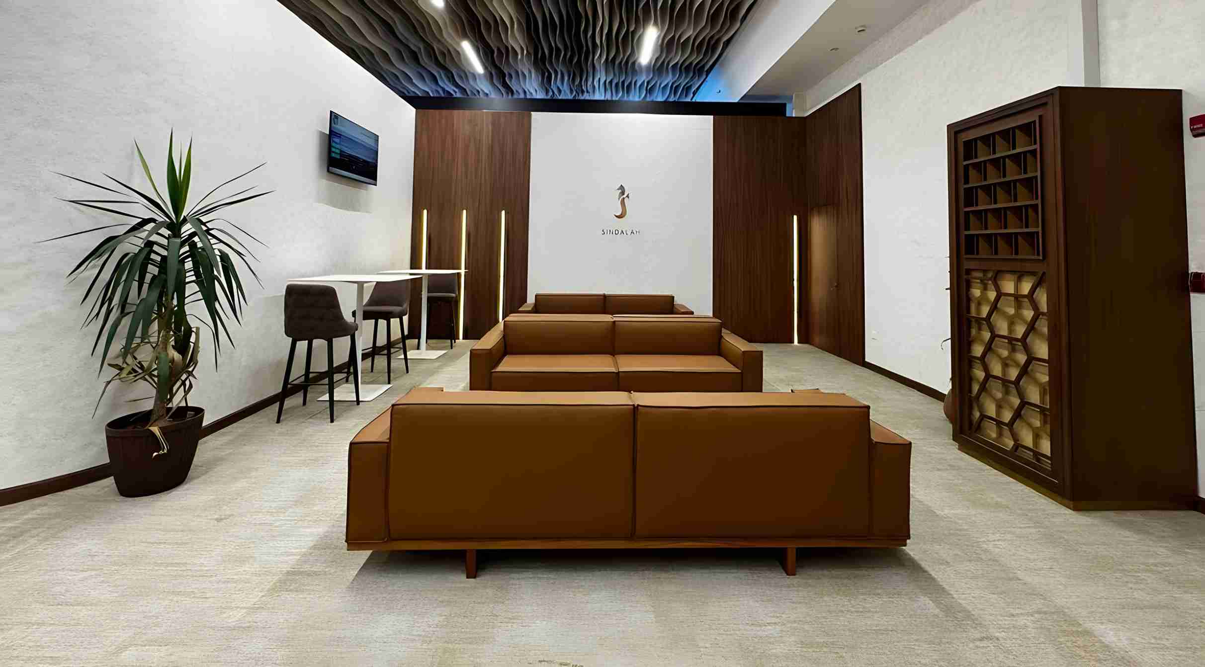 The Lounge - interior view 3