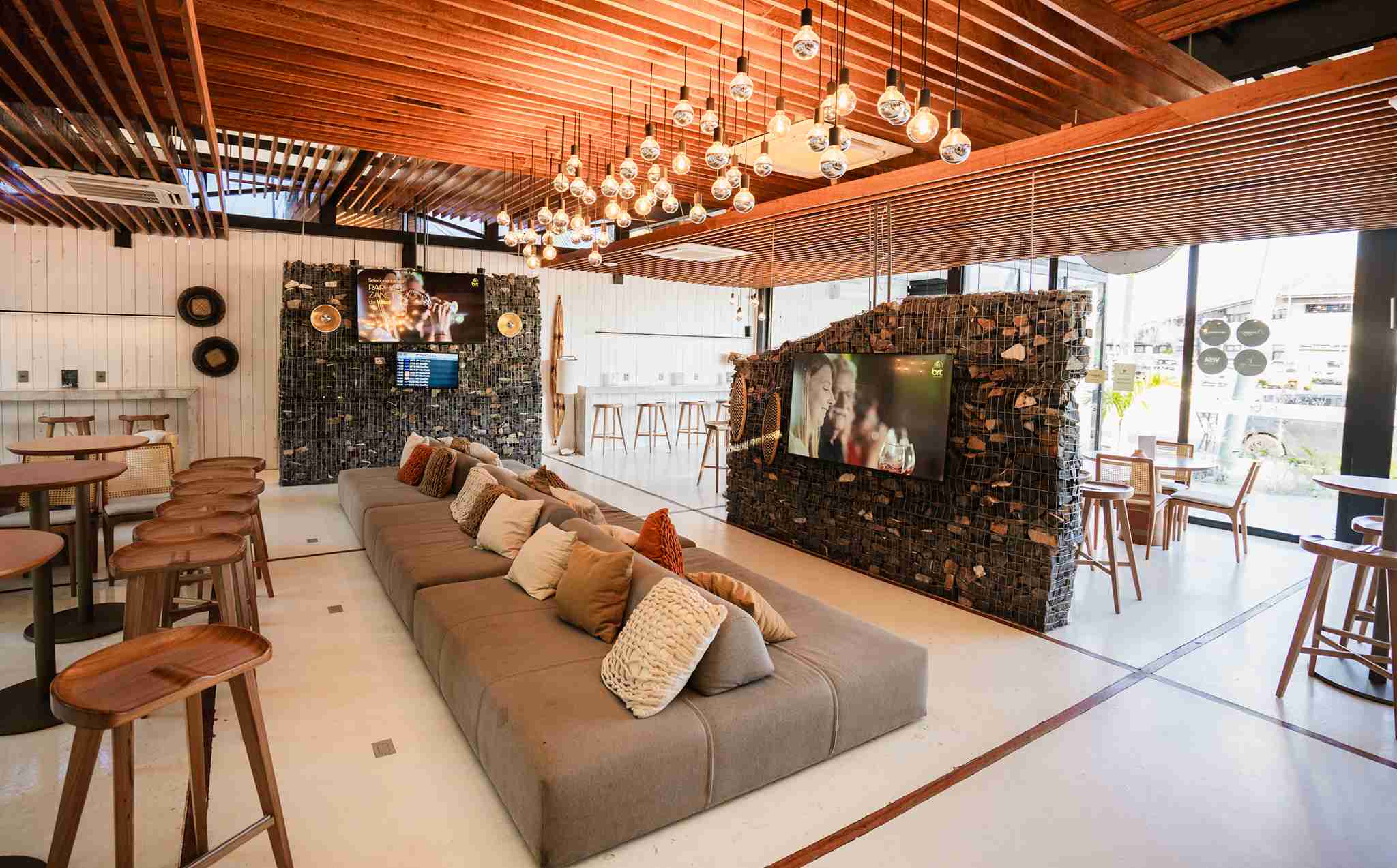 BRT Lounge - interior view 4