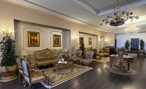 Pearl Lounge