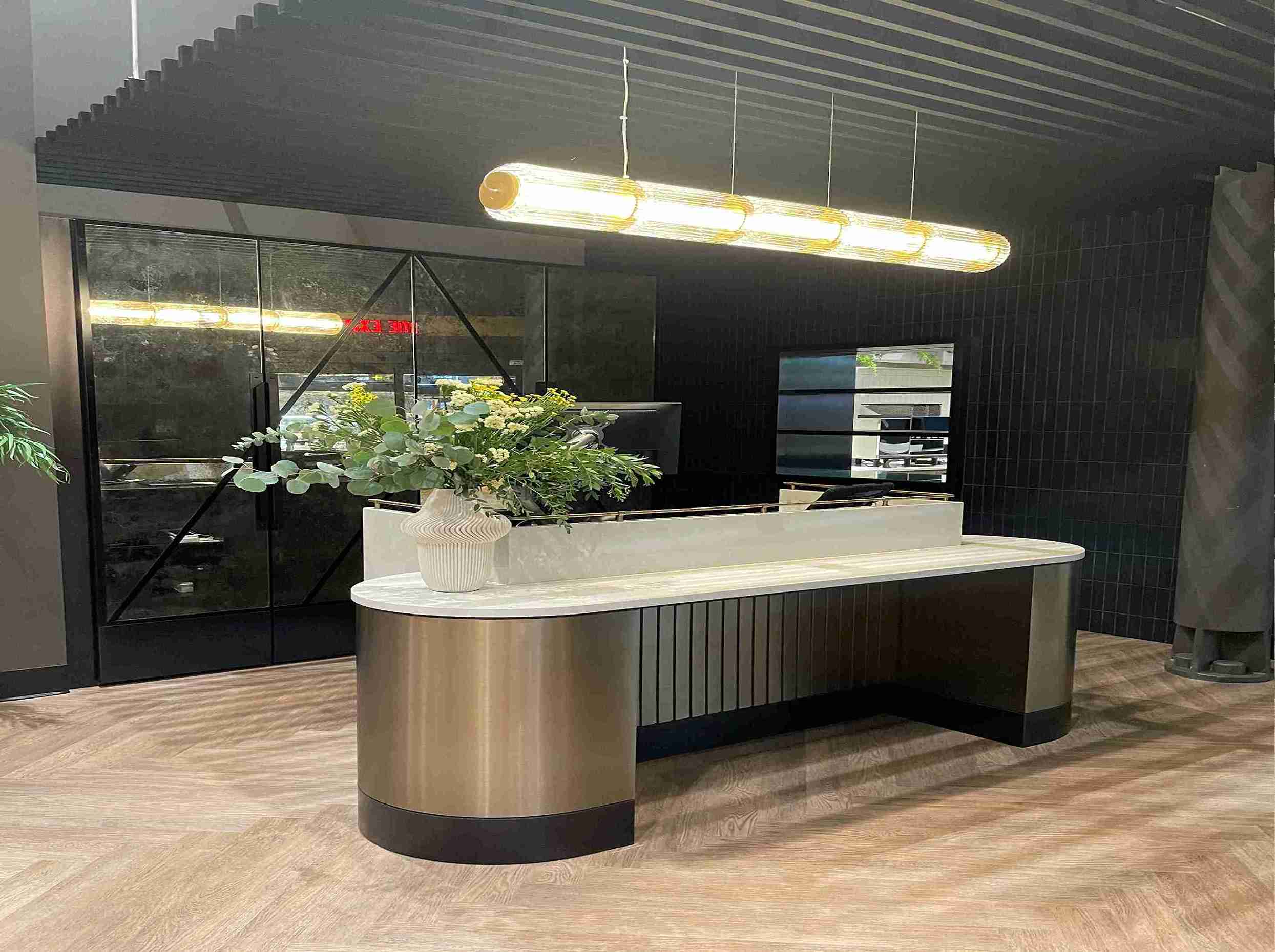 Aspire Lounge - interior view 2