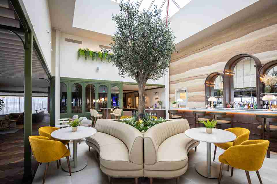 No1 Lounge - interior view 2