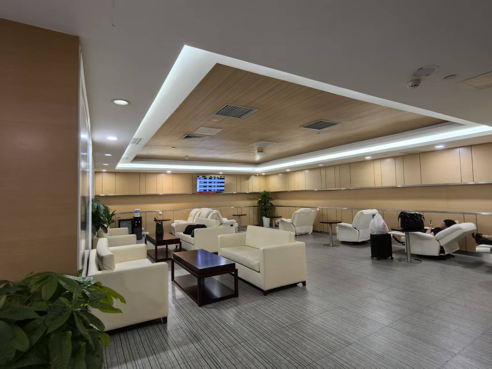 Second class lounge 3
