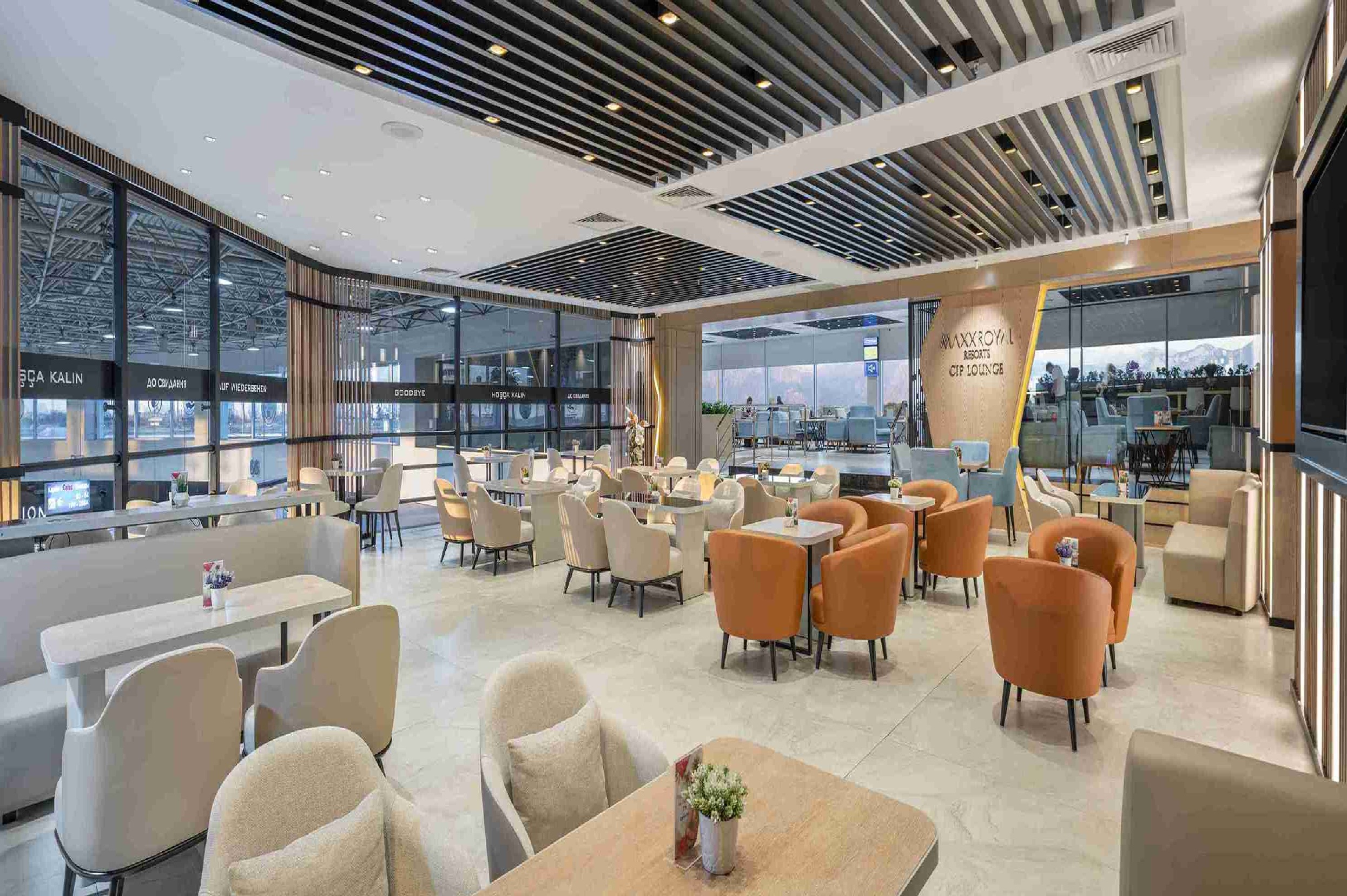 FTA Comfort Lounge - interior view 3