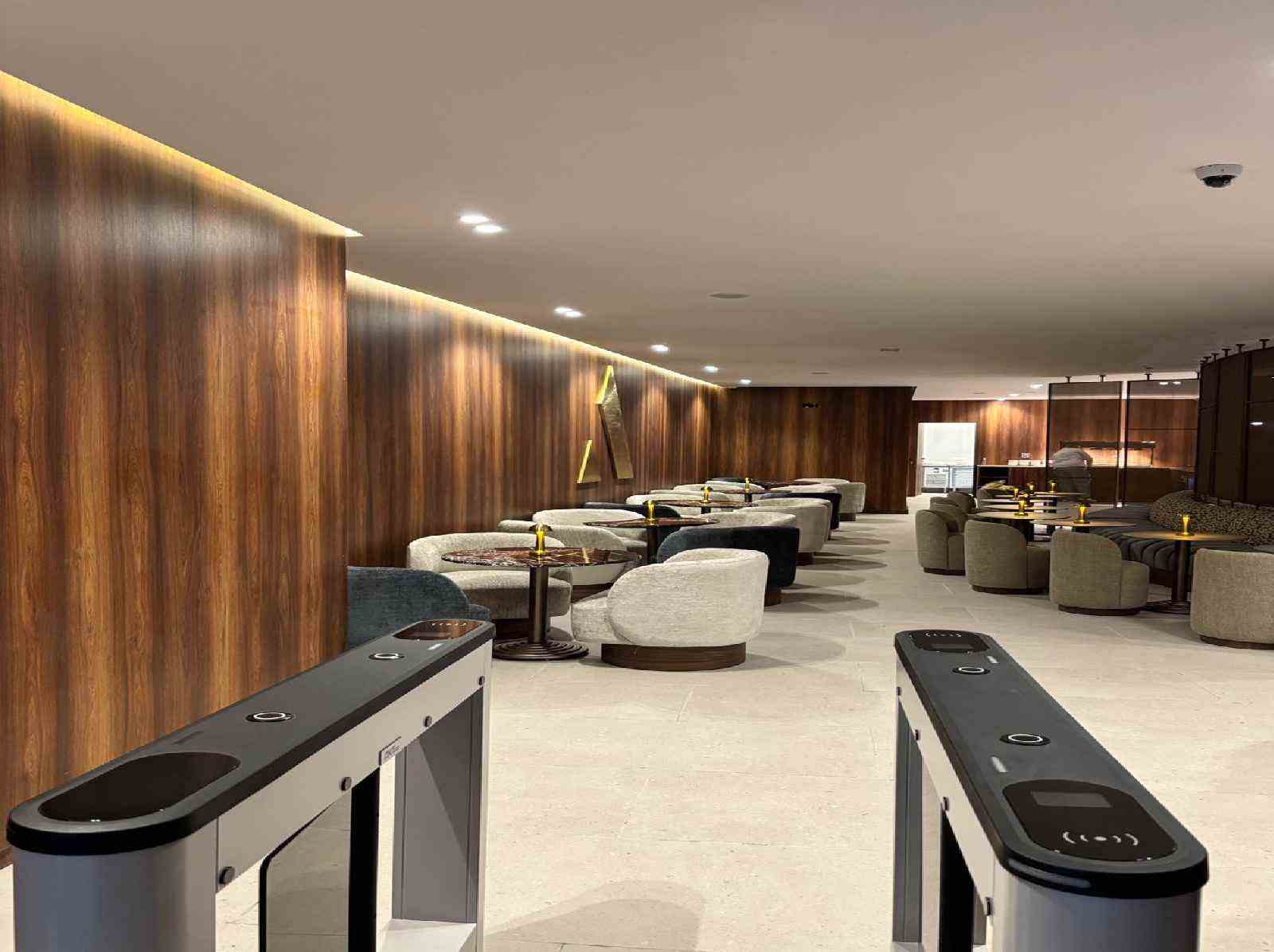 Casablanca Aspire Lounge