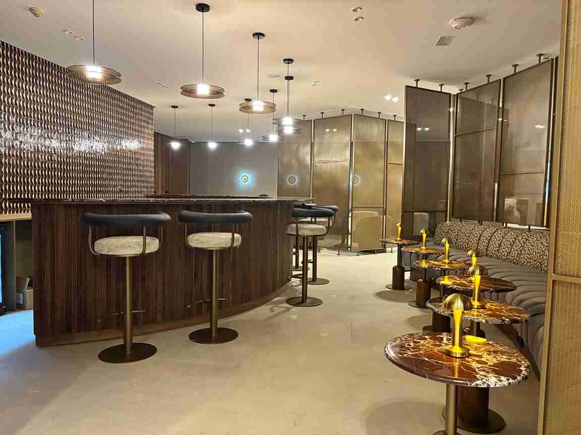 Casablanca Aspire Lounge - interior view 2