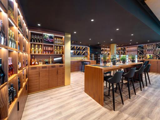 Bottega Prosecco Bar & Caffe Terminal 2 image