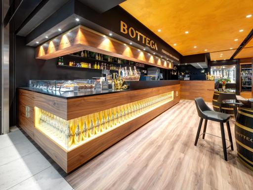 Bottega Prosecco Bar & Caffe Terminal 1 image