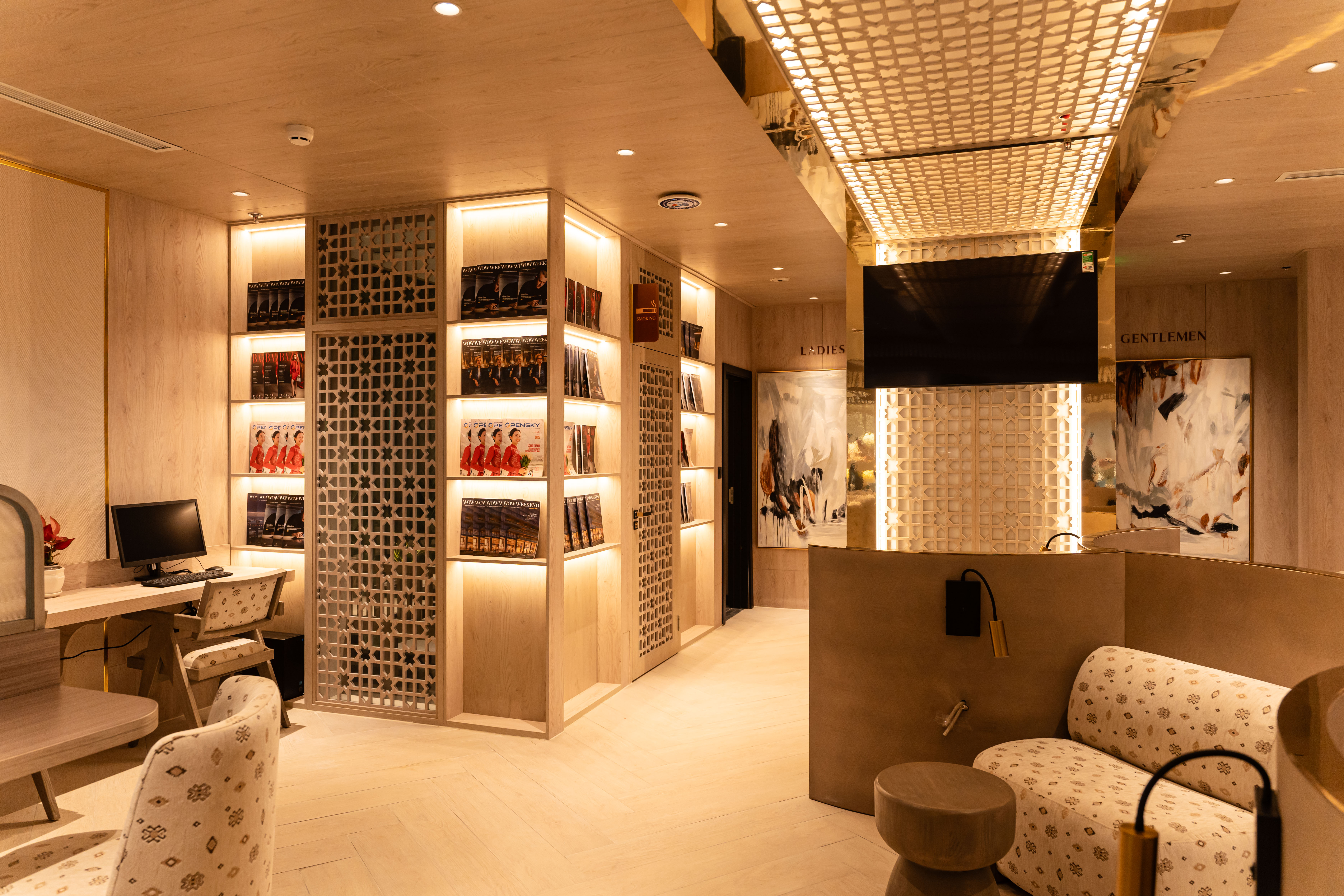 SH Premium Lounge Tan Son Nhat - interior view 2