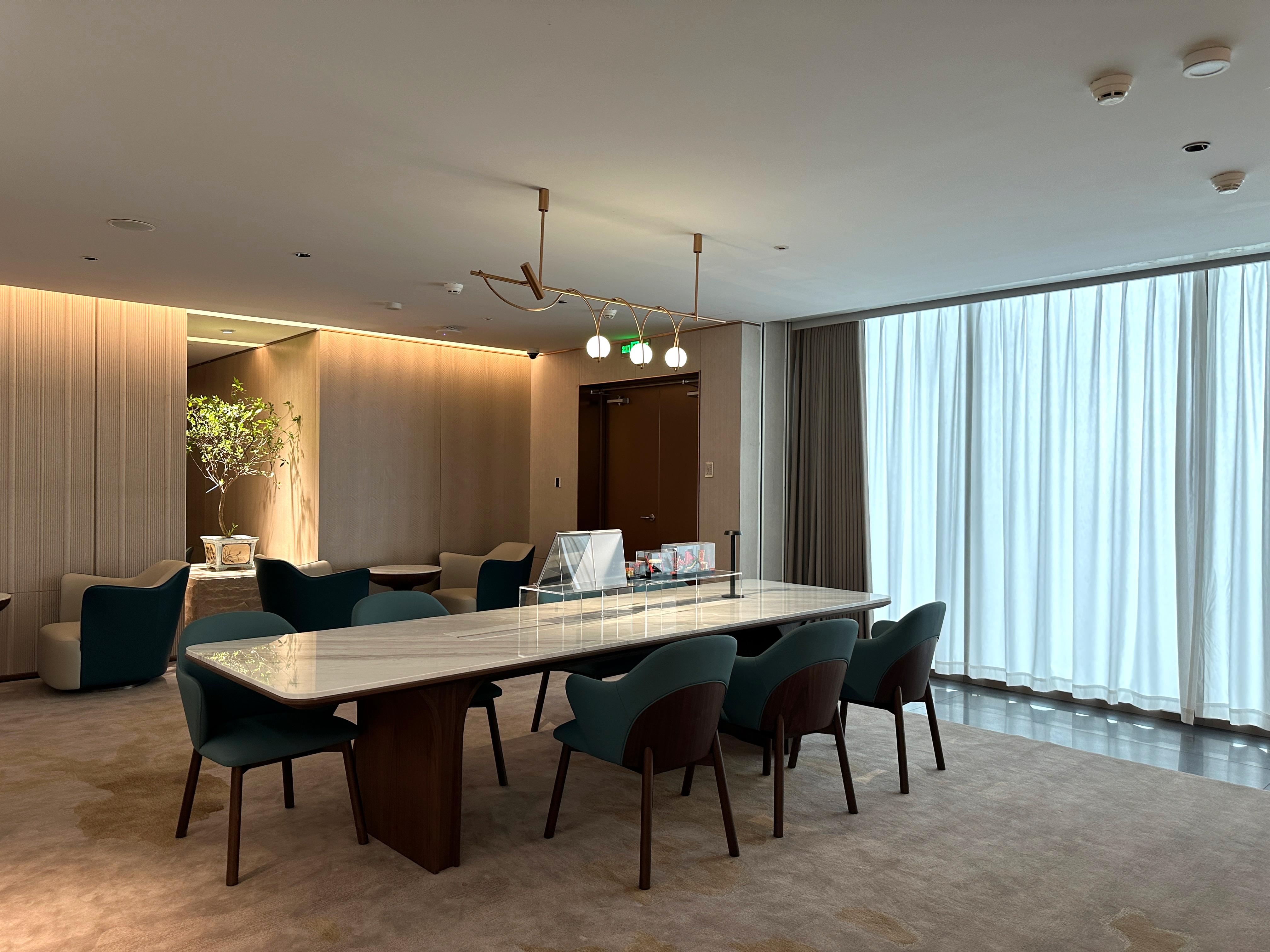L34 Lounge (T3 Domestic)