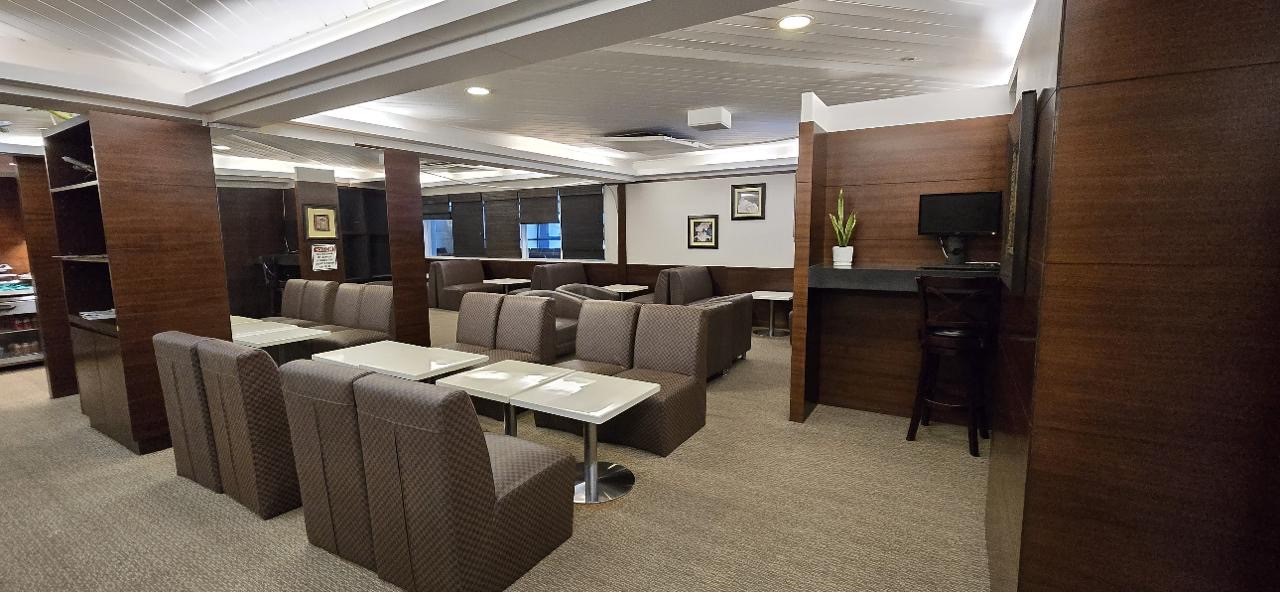 Hafa Adai Lounge - interior view 2