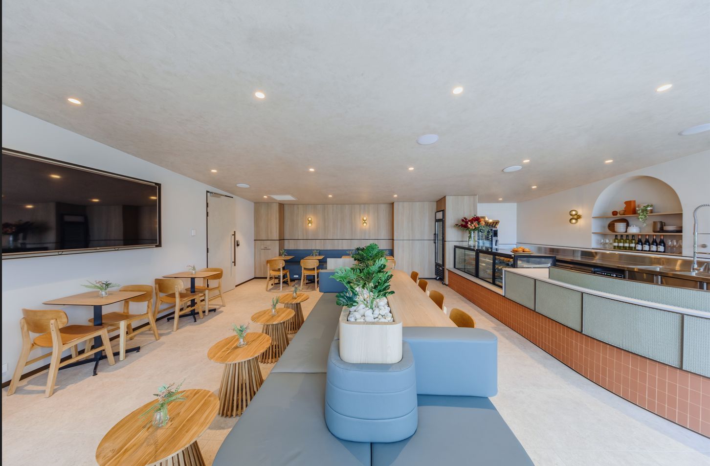 Plaza  Premium Lounge