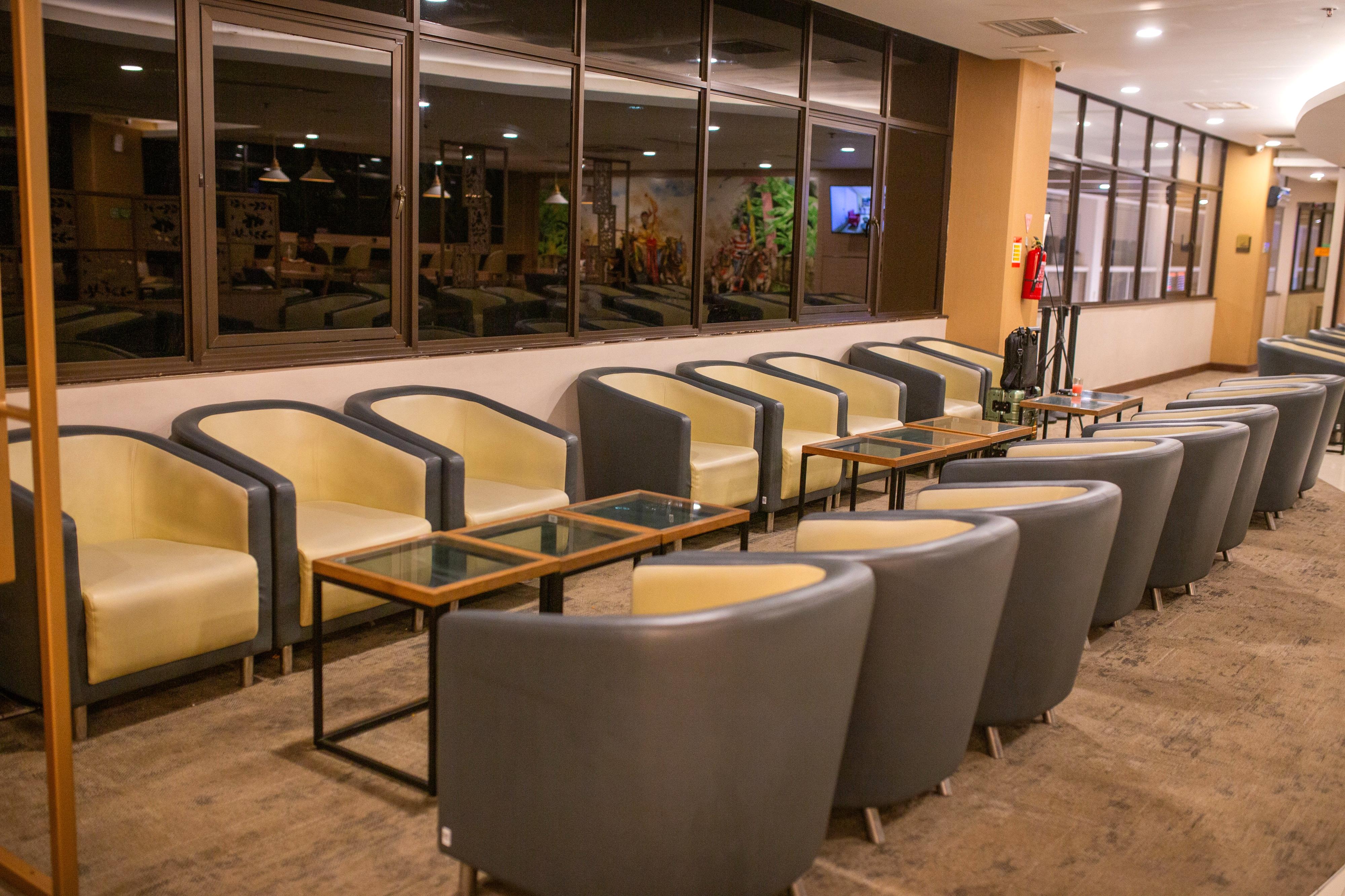 Concordia Lounge(T1)