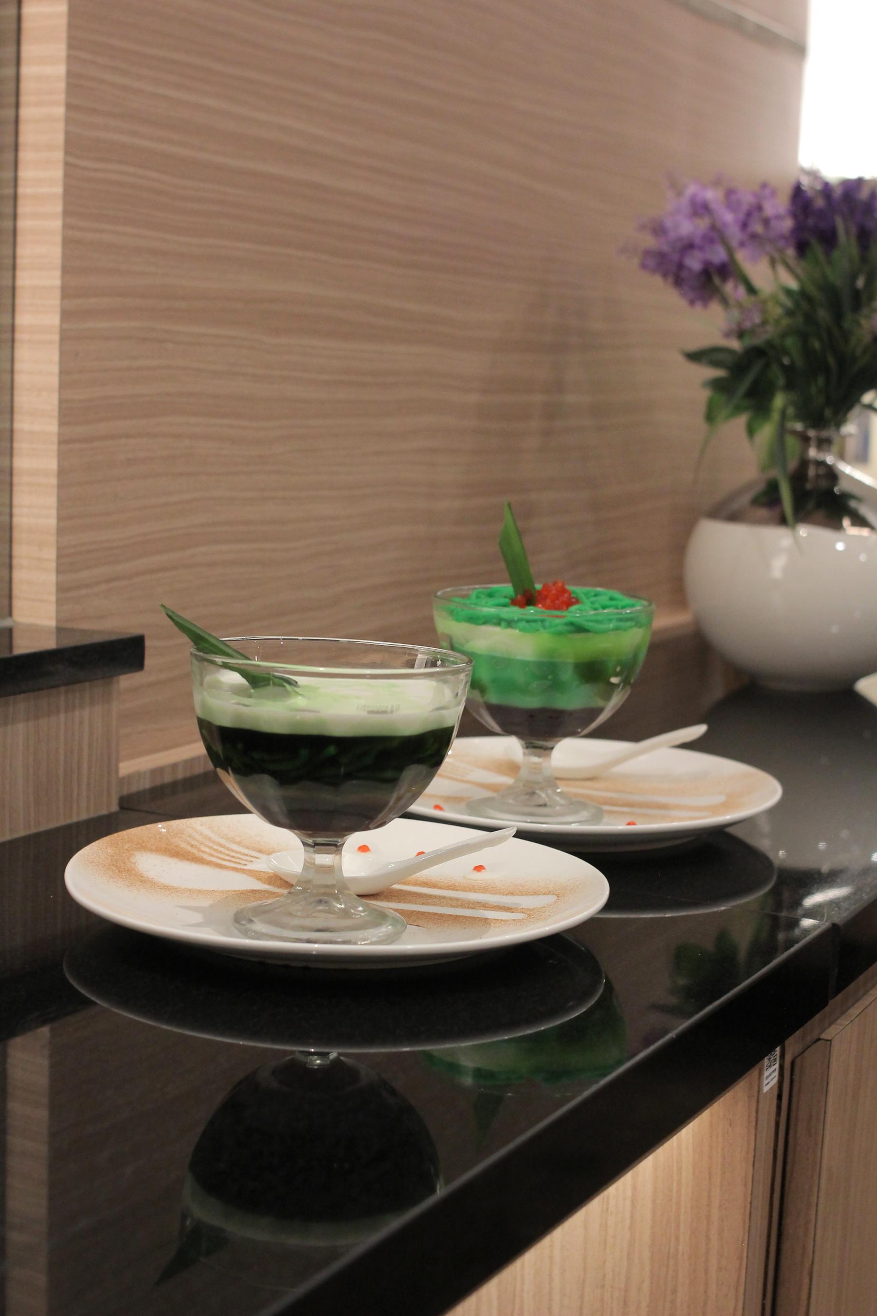 Saphire Lounge(Domestic)