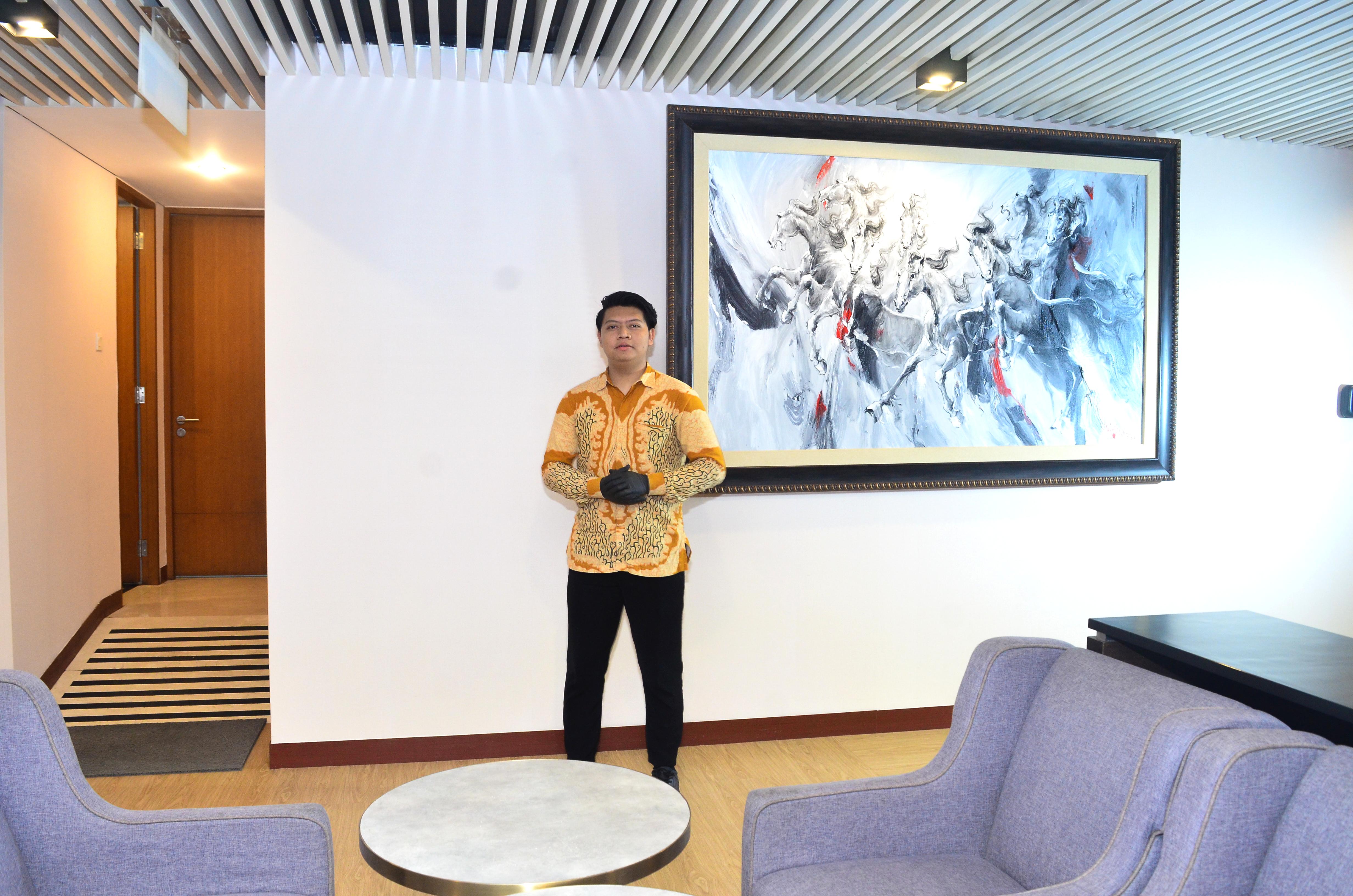 Saphire  Lounge(International)