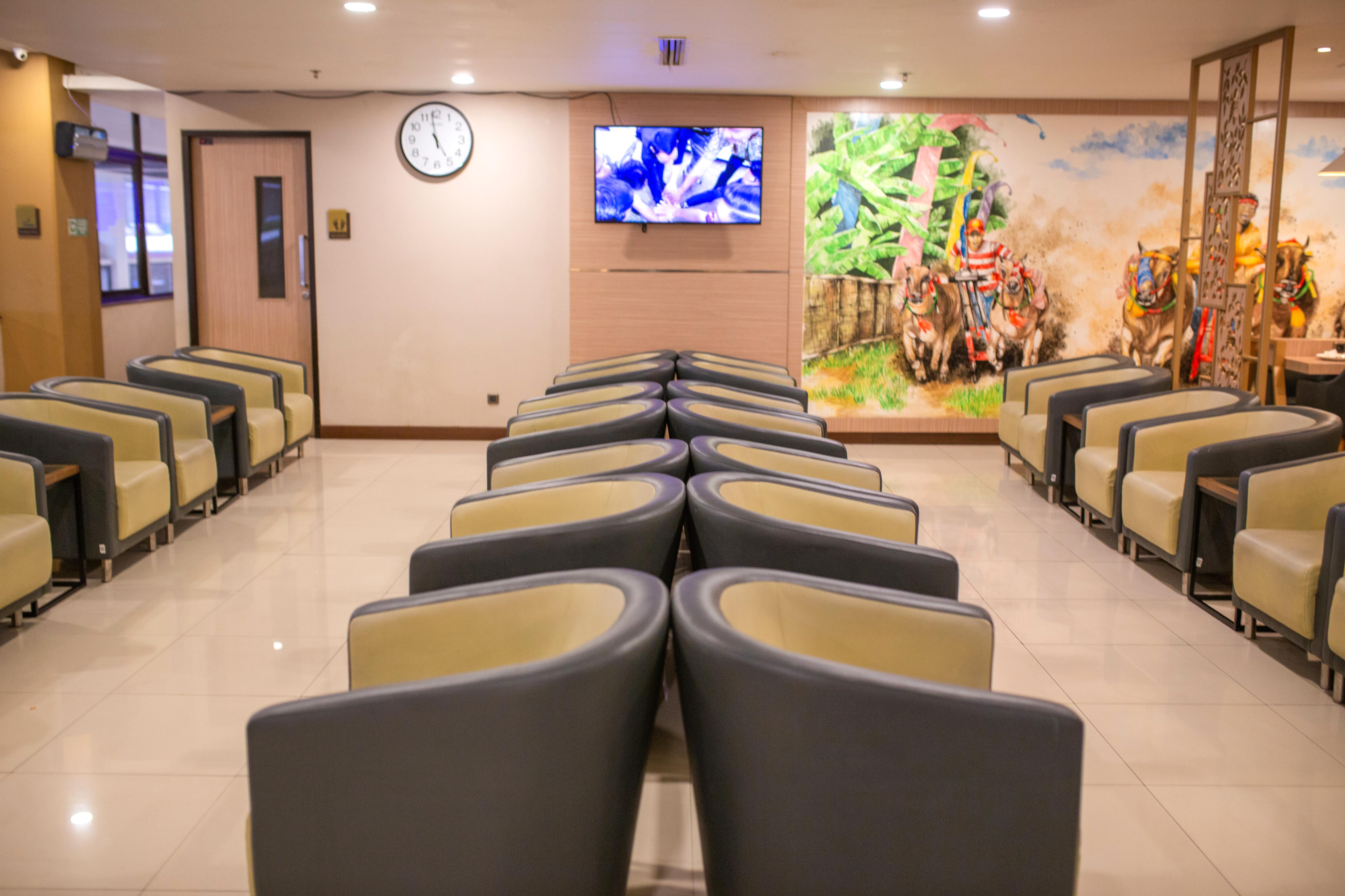 Concordia Lounge(T1)