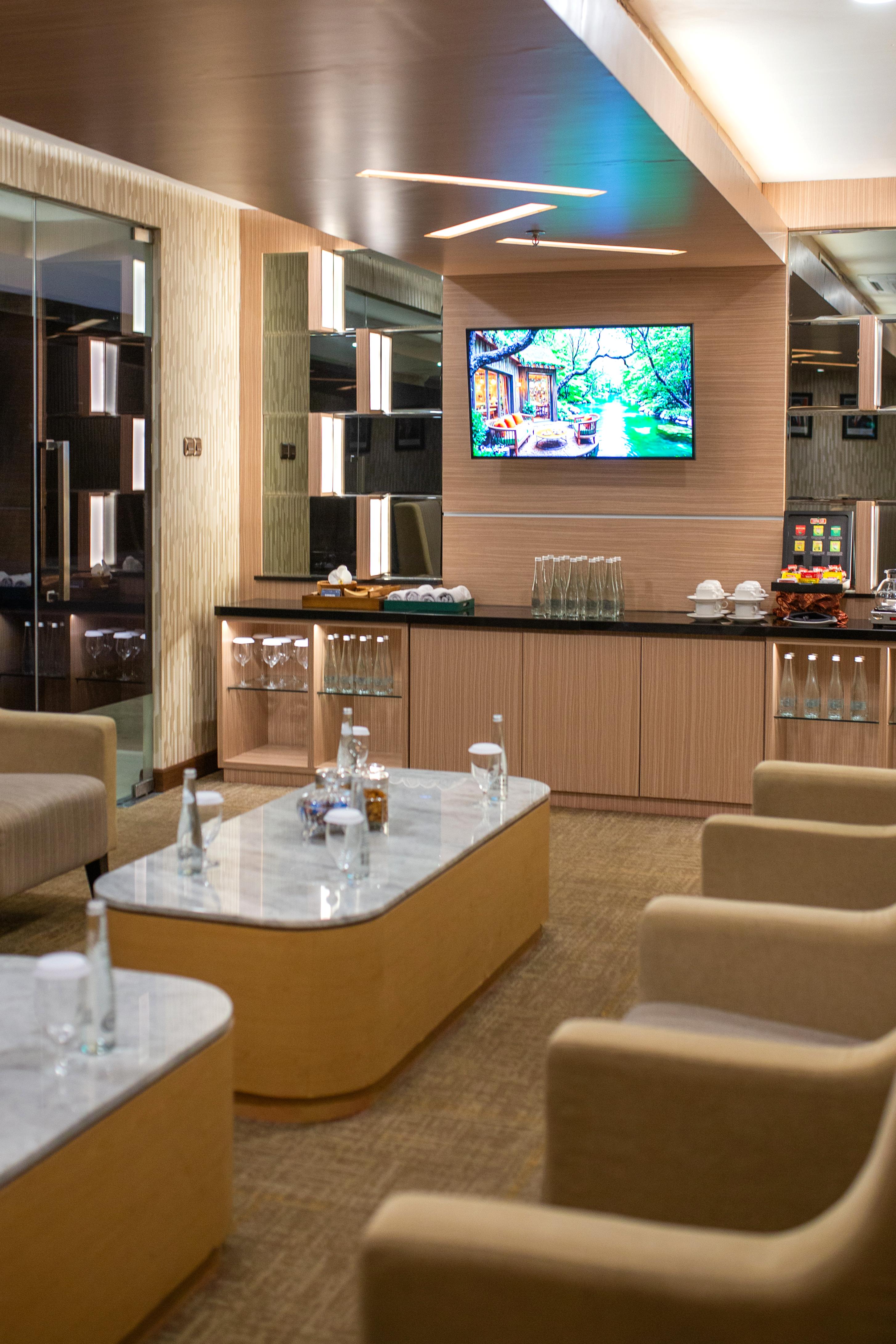 Concordia Lounge(T1)