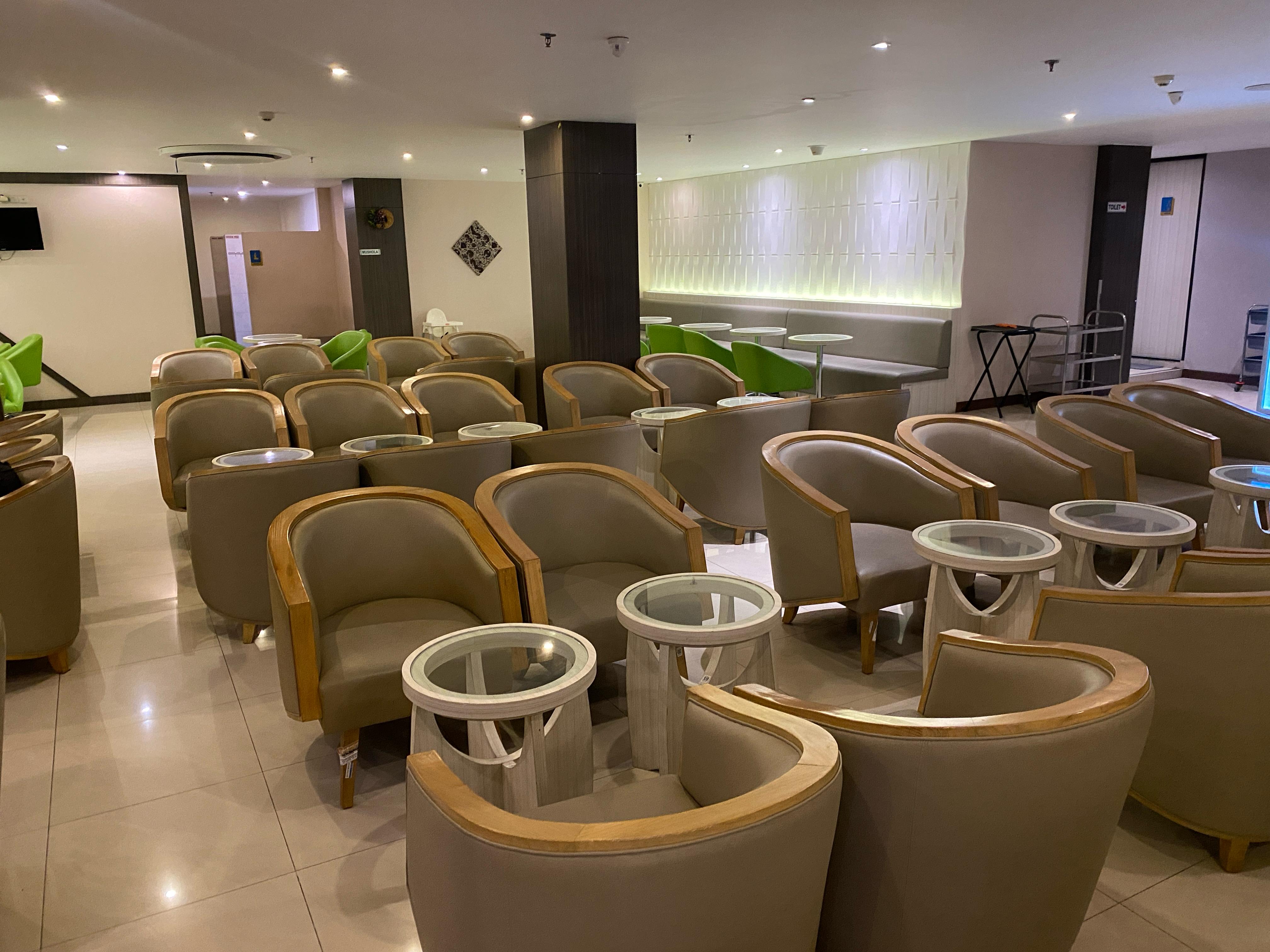 Concordia Lounge (Domestic)
