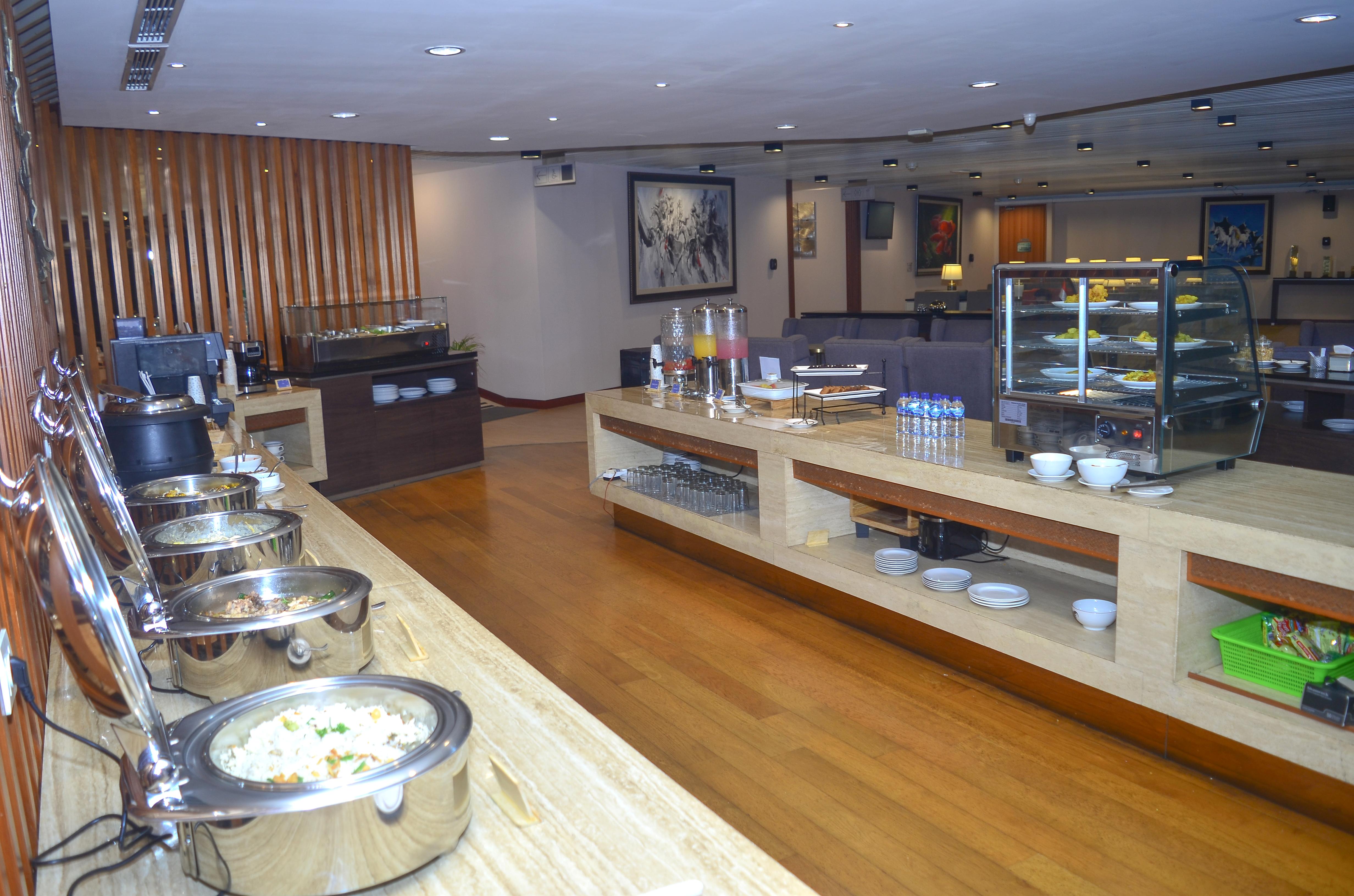 Saphire  Lounge(International)