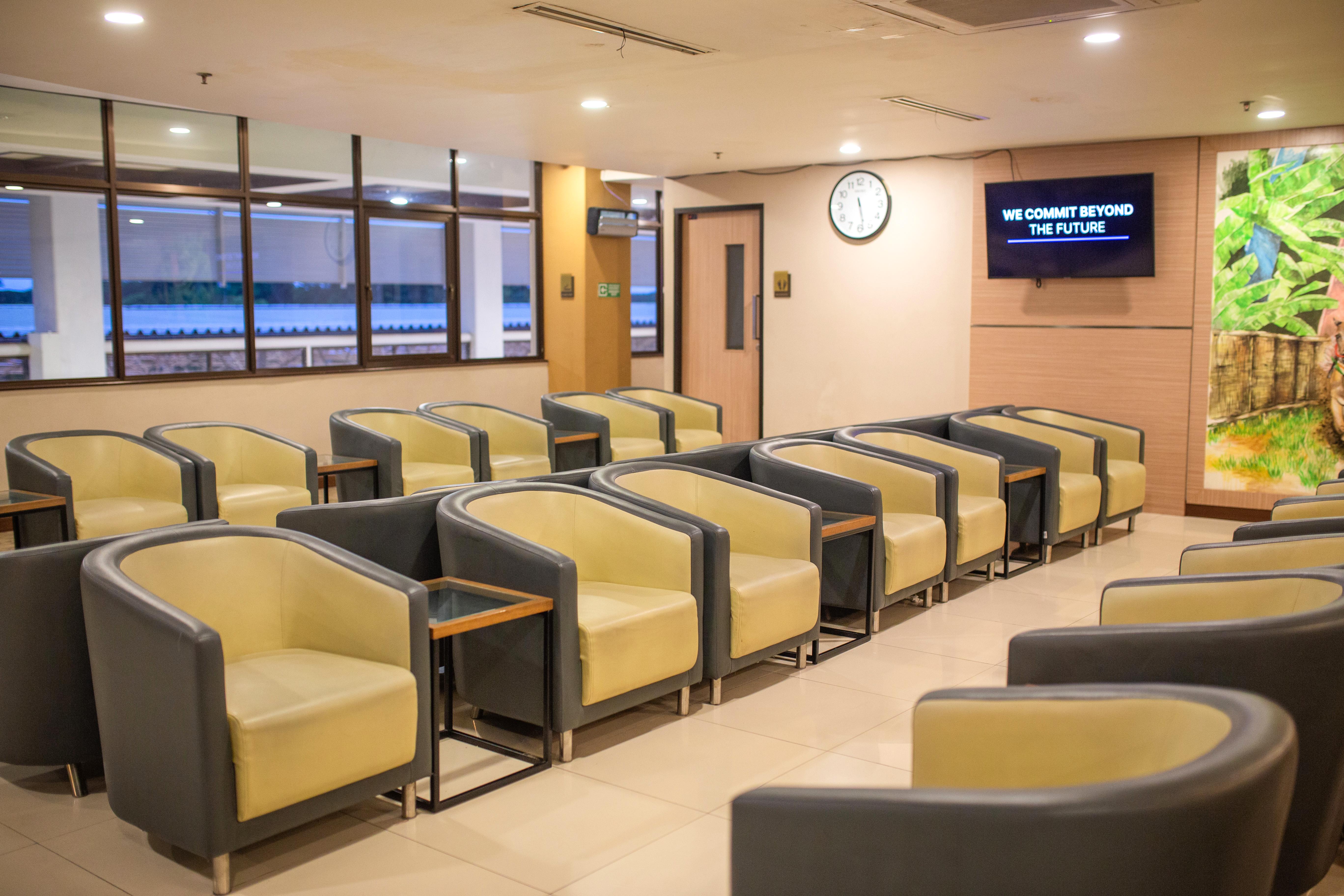 Concordia Lounge(T1)