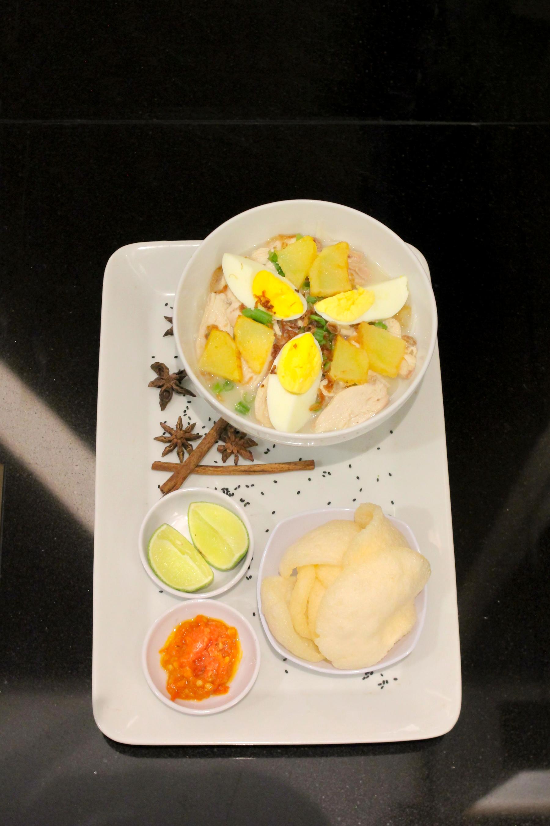 Saphire Lounge(Domestic)