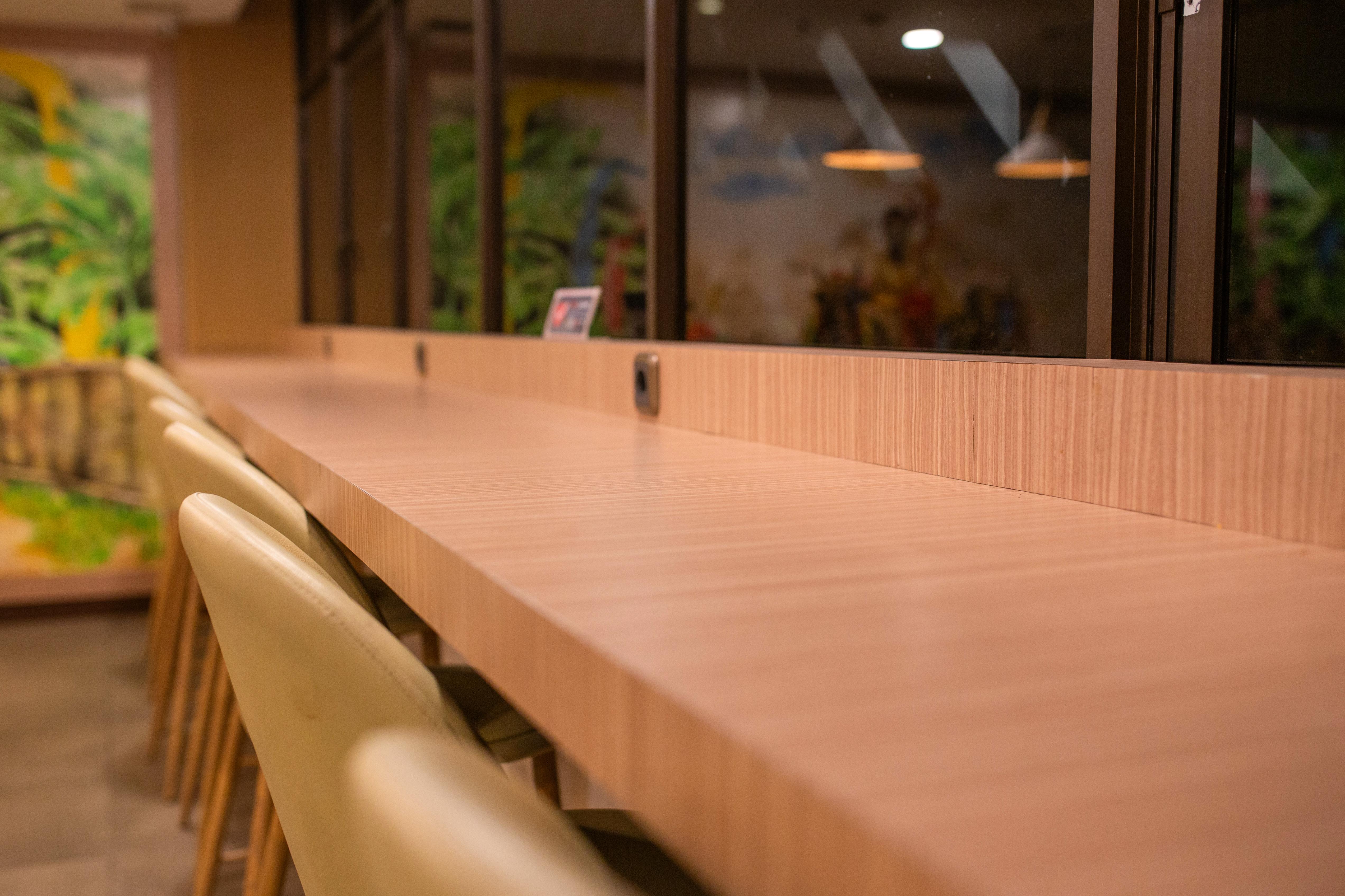 Concordia Lounge(T1)