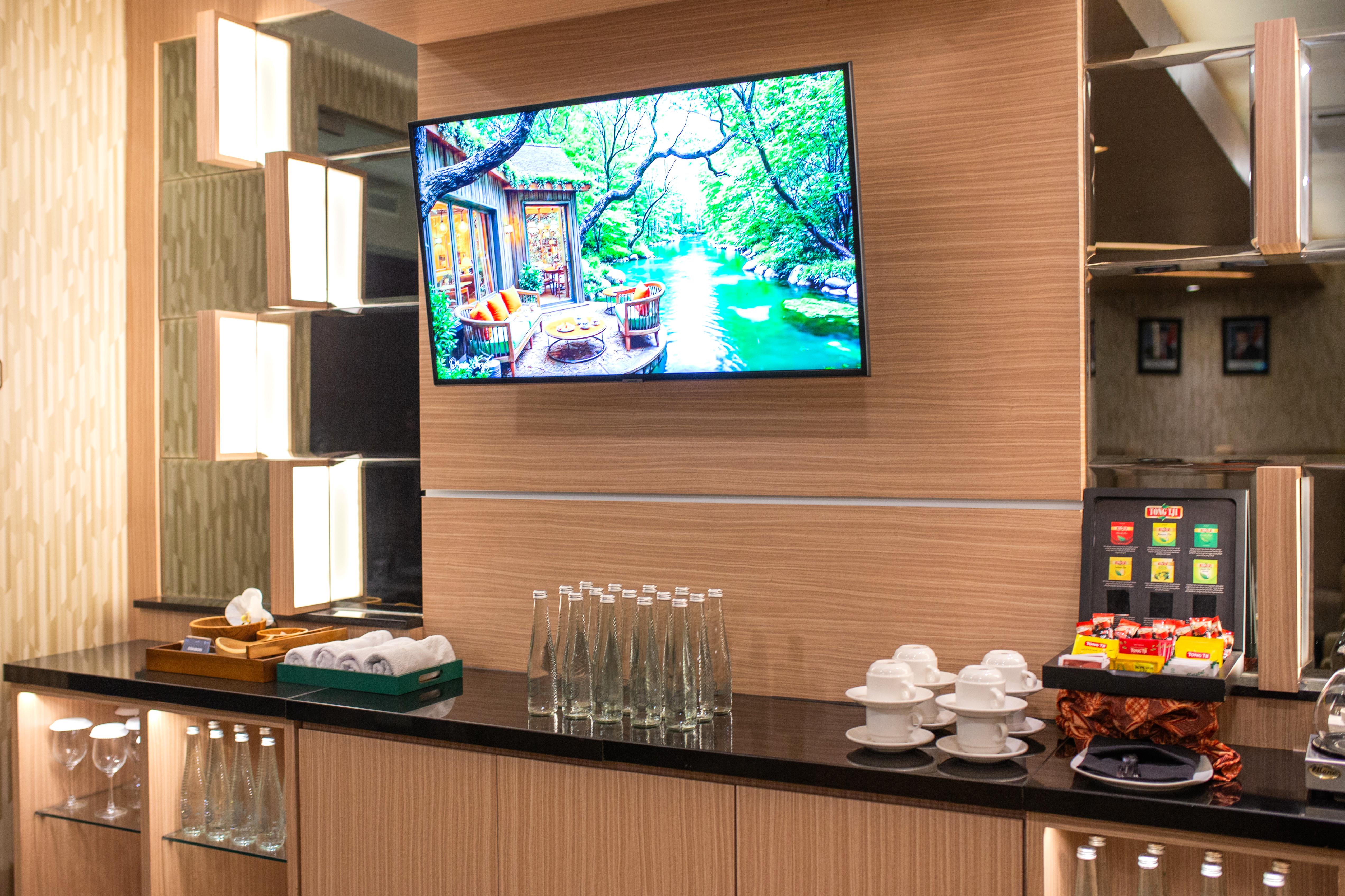 Concordia Lounge(T1)