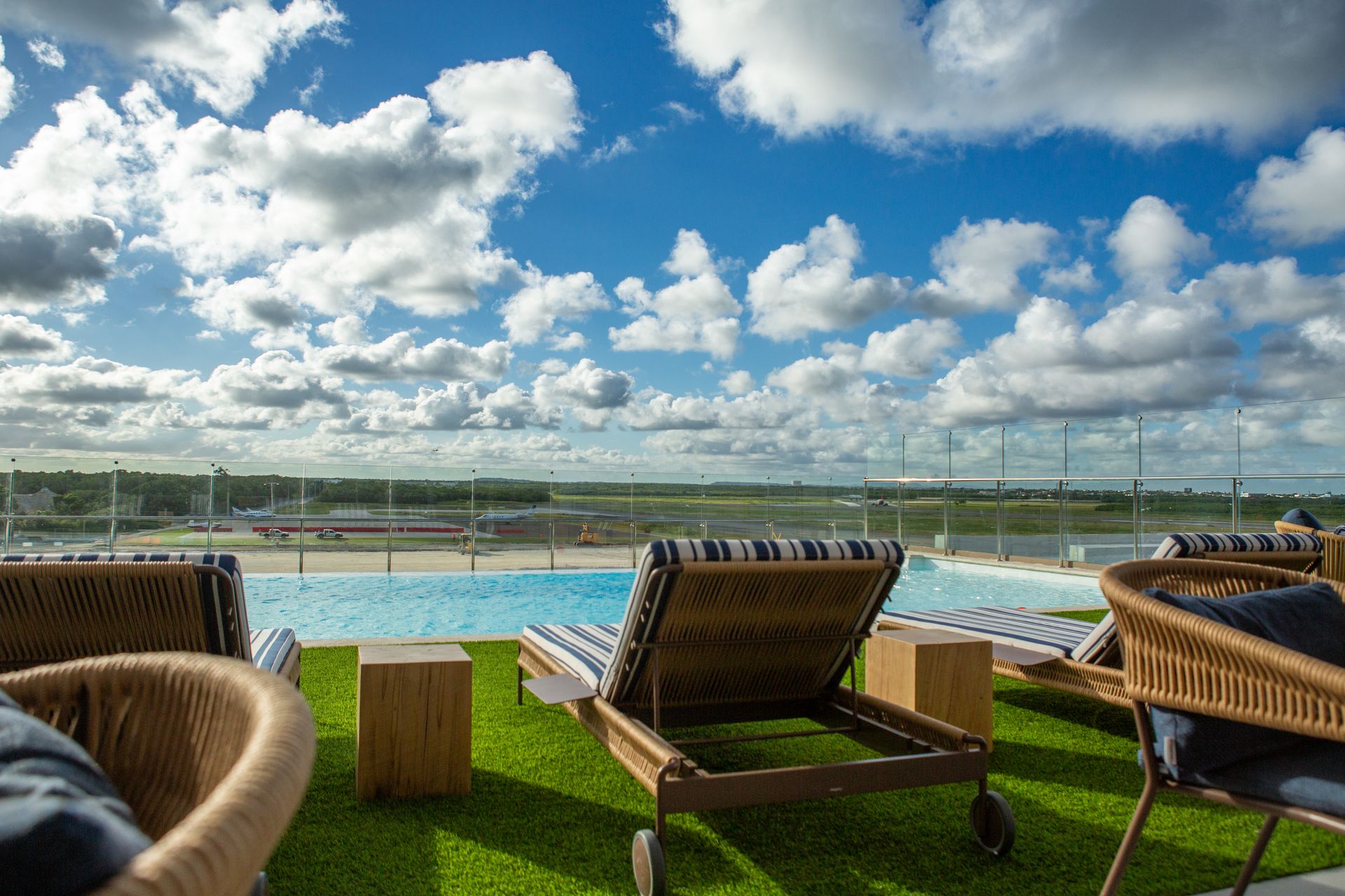 VIP Lounge