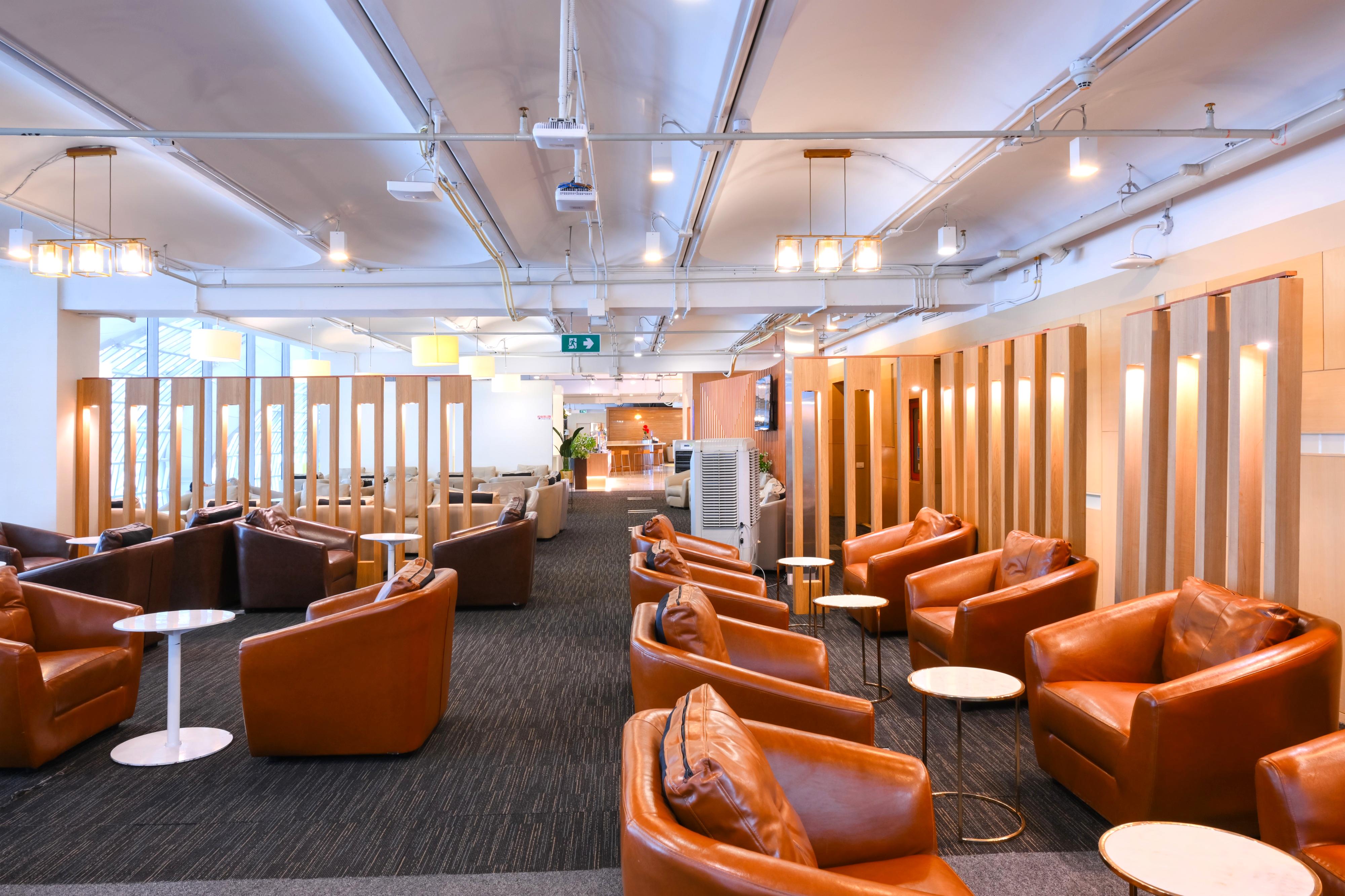 Miracle First Class Lounge