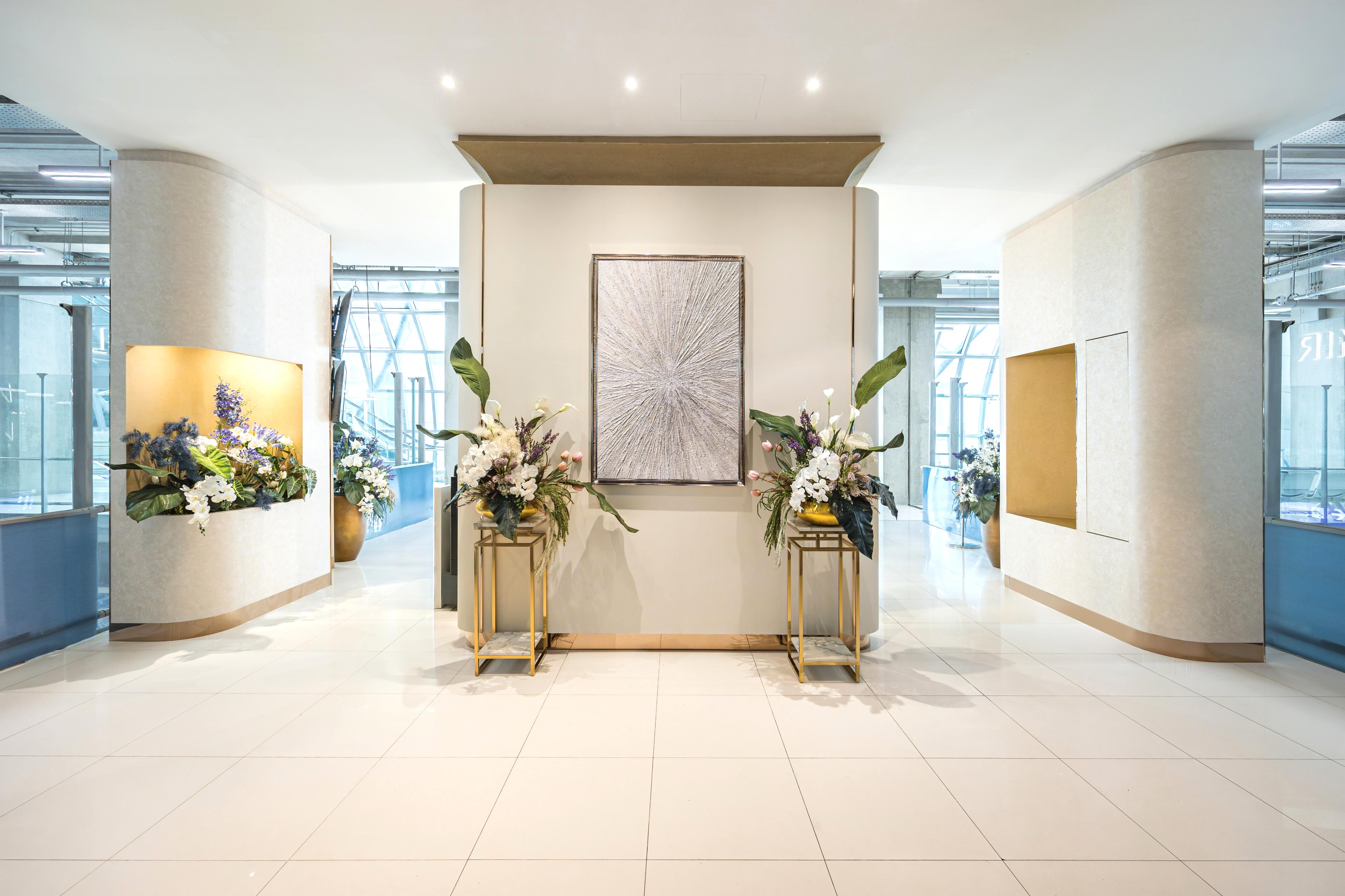 Miracle First Class Lounge