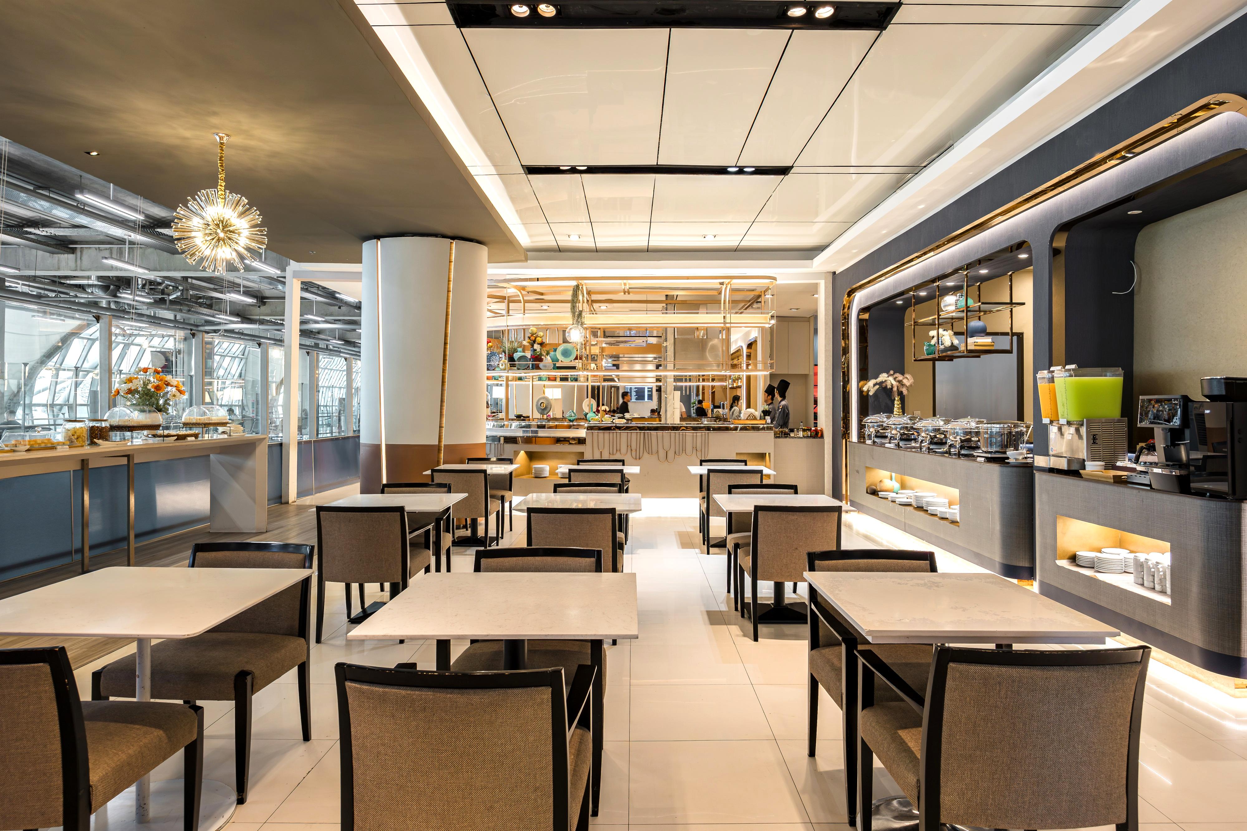 Miracle First Class Lounge