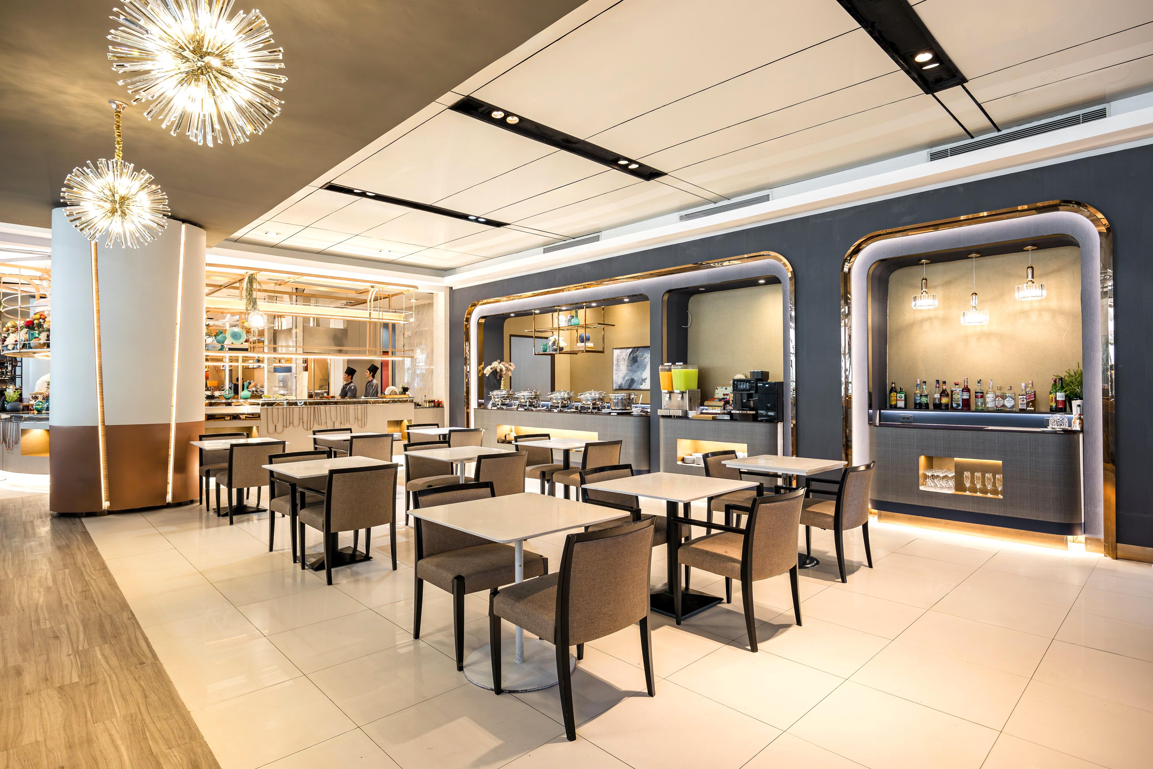 Miracle First Class Lounge