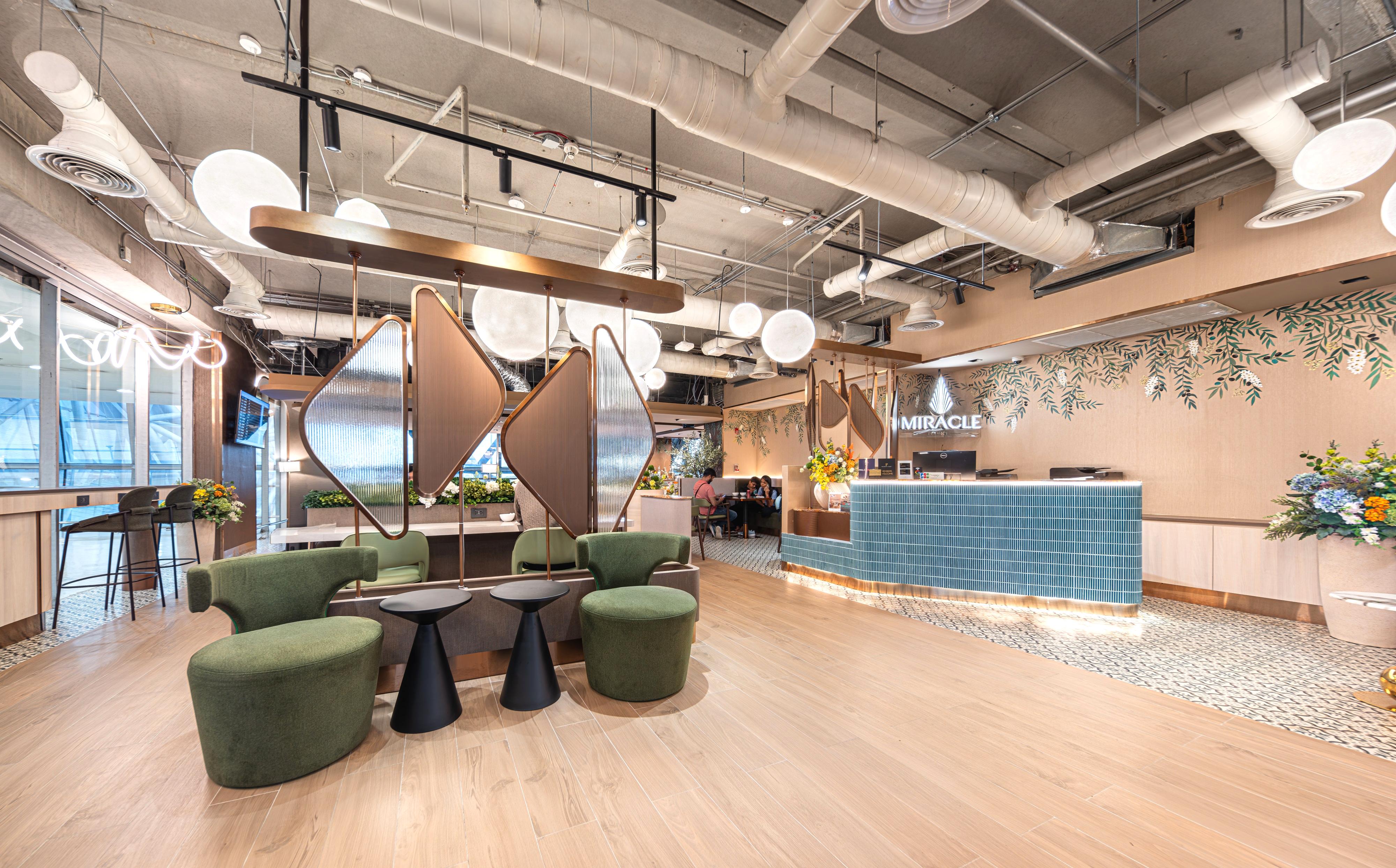 Miracle First Class Lounge